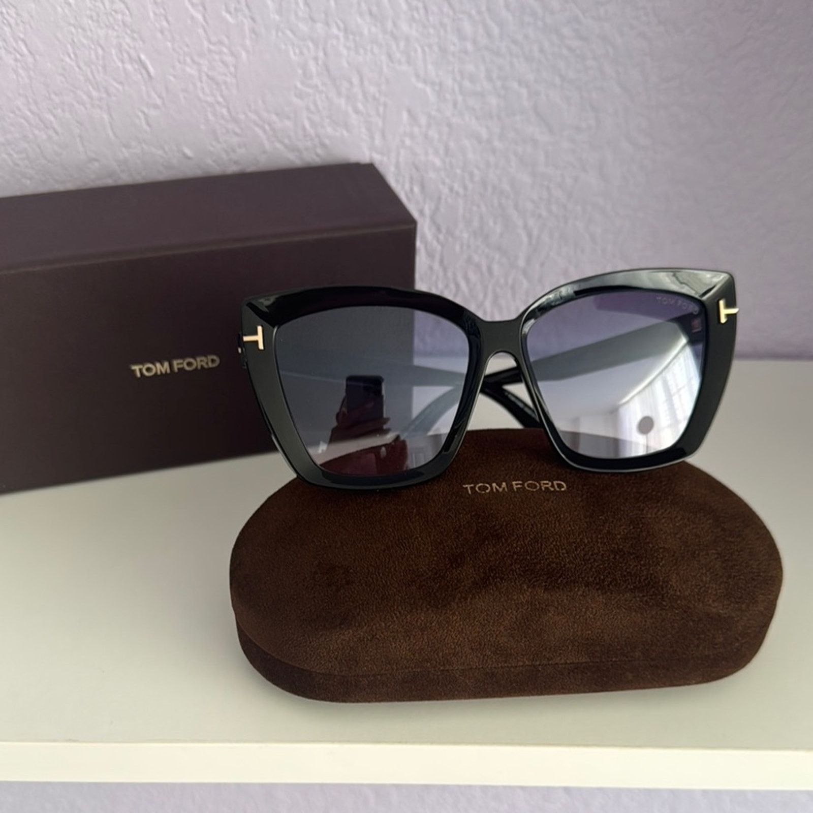 New, TOM FORD Scarlet-02 Sunglasses TF920 01B Authentic TOM FORD Scarlet-02 Sunglasses TF920 01B main image 4