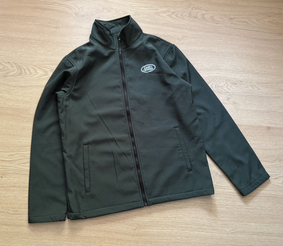Formula 1 Vintage 00’s Regatta x Land Rover Formula 1 Racing Softshell Size US L / EU 52-54 / 3 - 1 Thumbnail