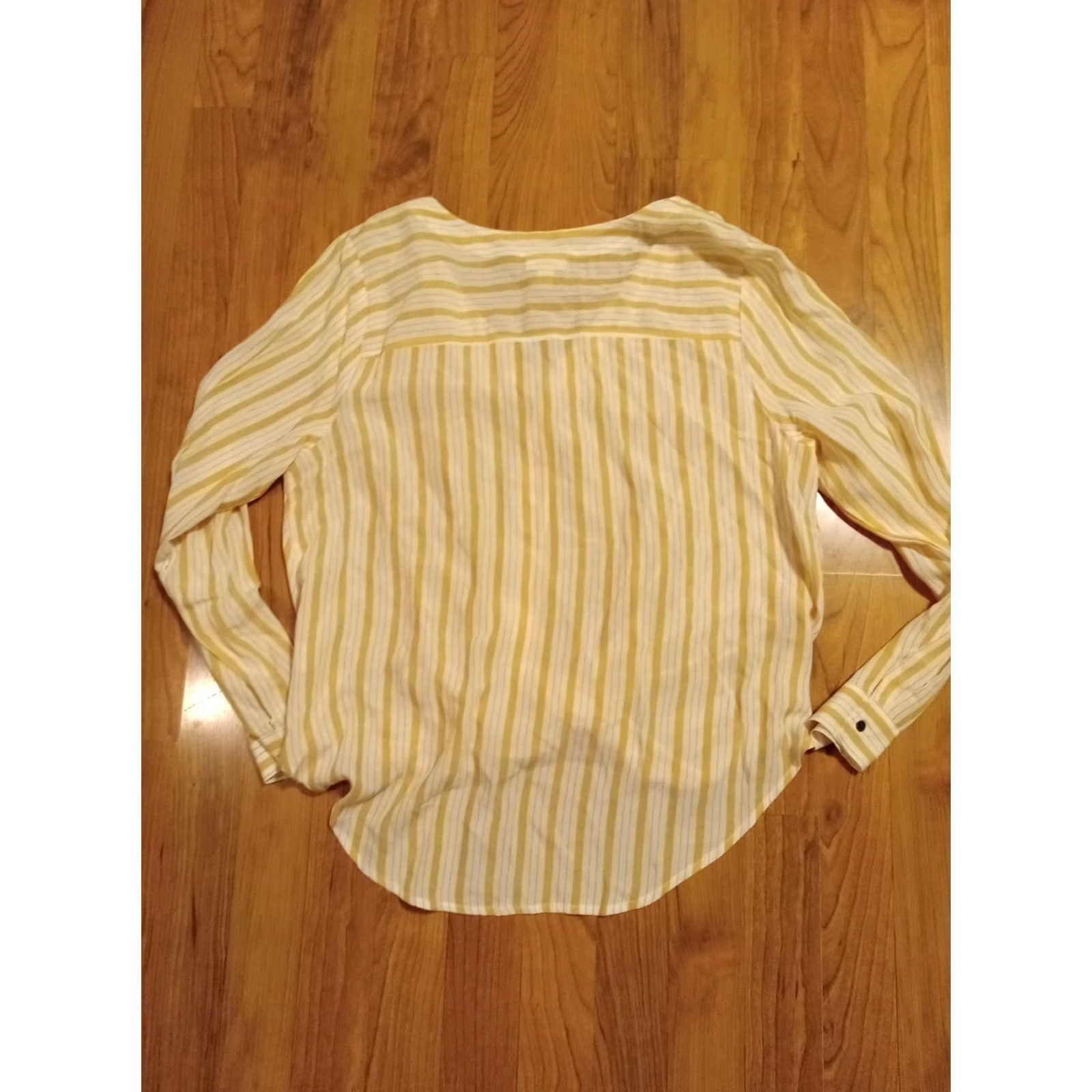 Vintage A.N.A. Blouse Striped Lightweight L Women’s 40" Chest Asymmetrical Waist White Yellow Striped Lifetime Size L / US 10 / IT 46 - 6 Thumbnail