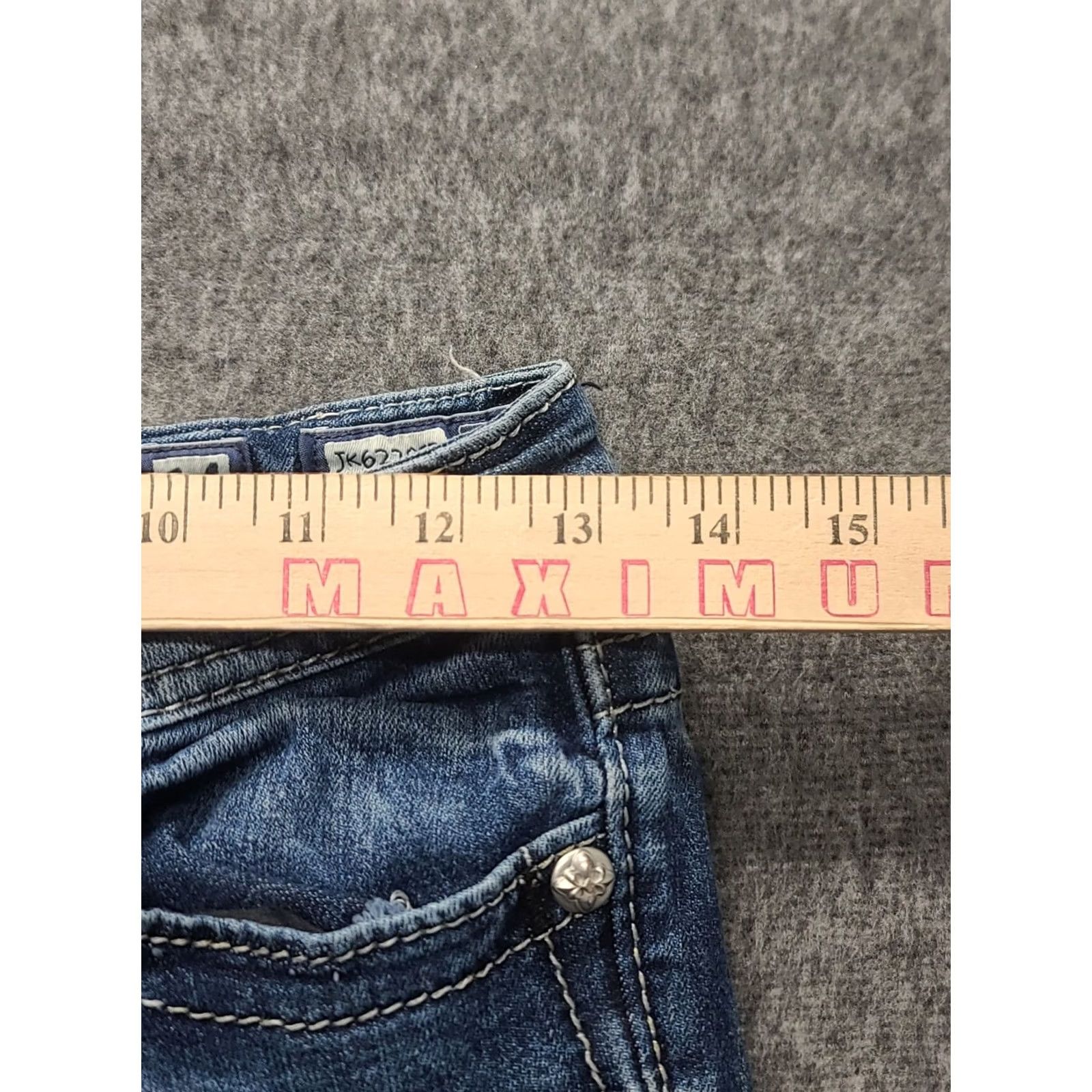 Miss Me Miss Me Jeans Girls 14 Skinny Fit Straight 5-Pocket Denim Low Rise Blue Bedazzled Rhinestone Embroidered Measurements Ready Size 36" / US 14 / IT 50 - 4 Thumbnail