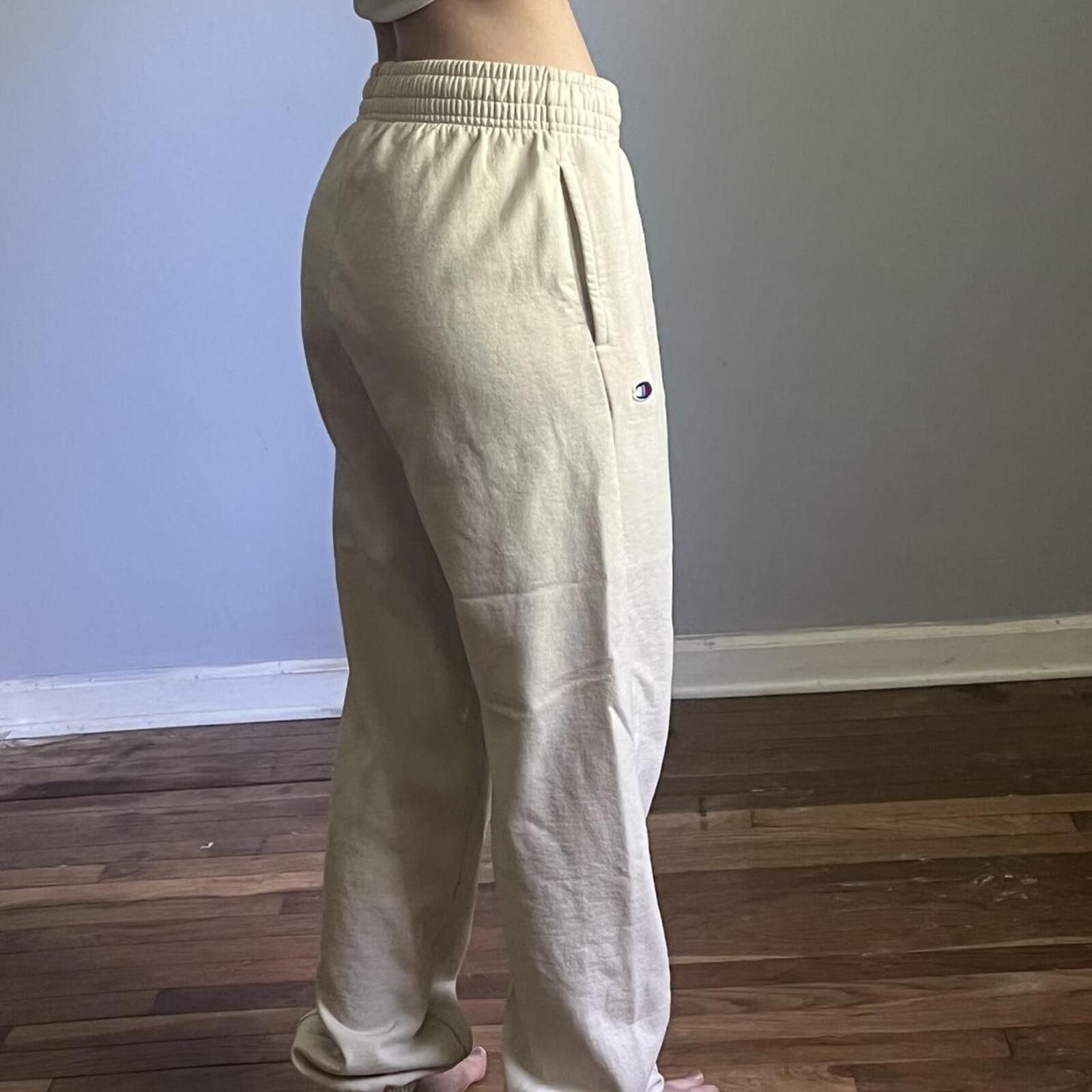 Champion Champion Women's Cream sweatpants Size 32" / US 10 / IT 46 - 6 Thumbnail