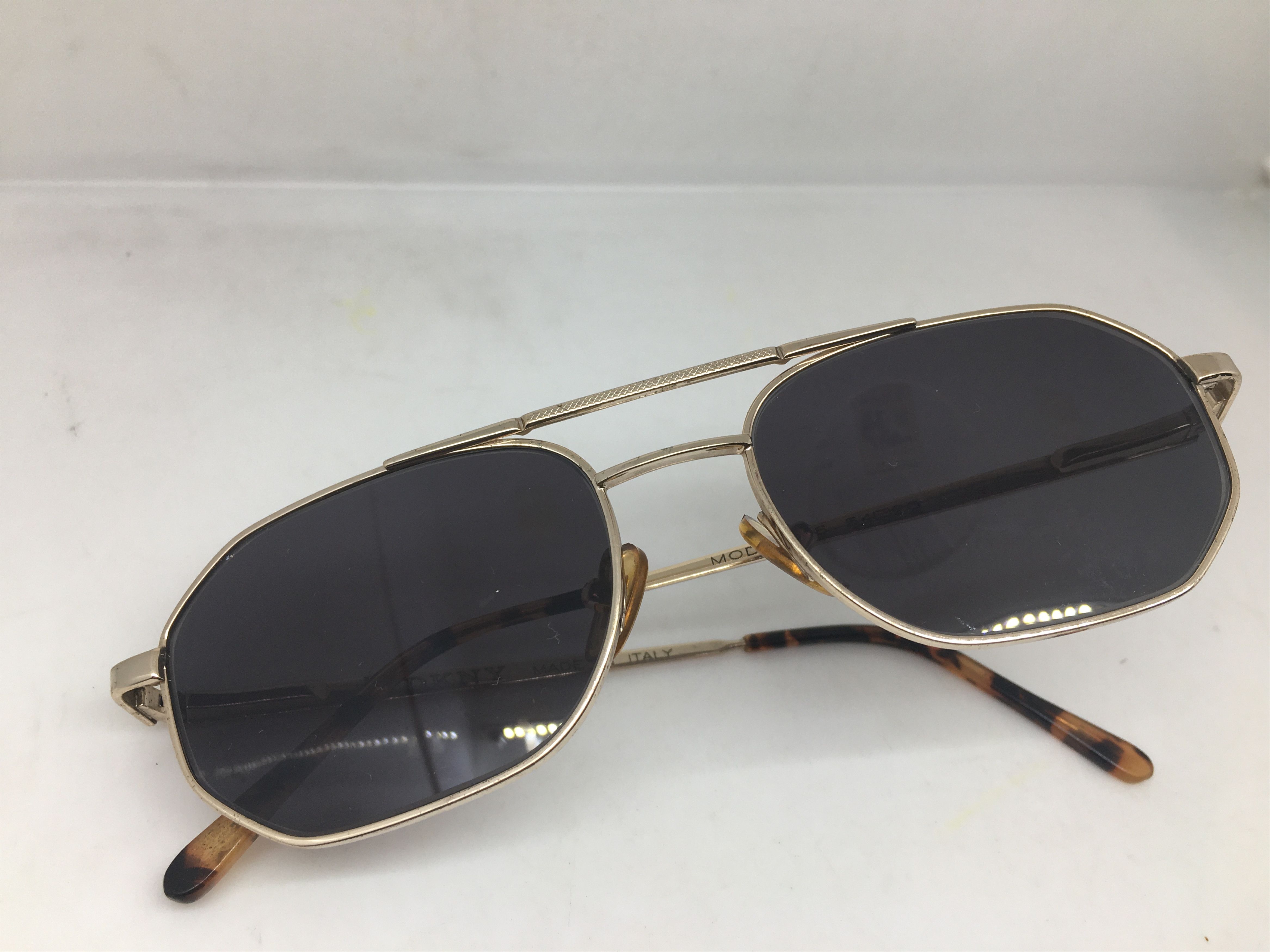 DKNY Dnky Mod 9606 Gold Sunglasses Frame Made in Italy Size ONE SIZE - 7 Thumbnail