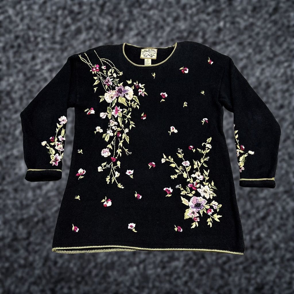 Vintage VINTAGE Heirloom Collectibles Sweater Womens M Black Floral Embroidered Y2K Size M / US 6-8 / IT 42-44 - 1 Thumbnail
