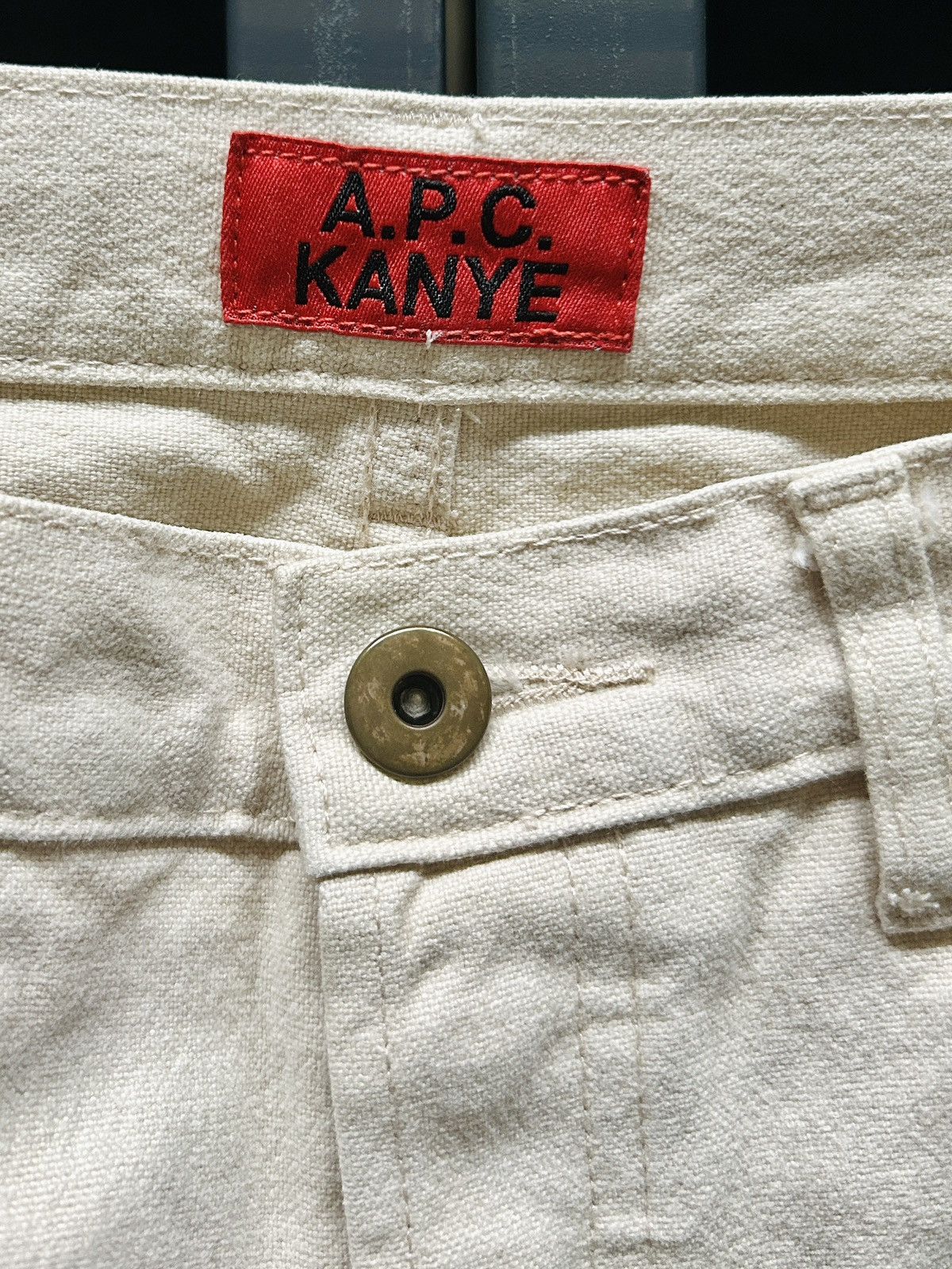 A.P.C. × Kanye West A.P.C. x Kanye West Ye Skinny Cream Jeans (GQ Cover Version) Size US 26 / EU 42 - 7 Thumbnail