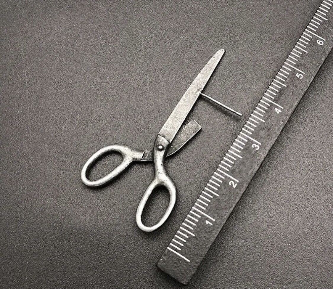 Jewelry Gothic Imitation Scissors Stud Earring Size ONE SIZE - 4 Thumbnail