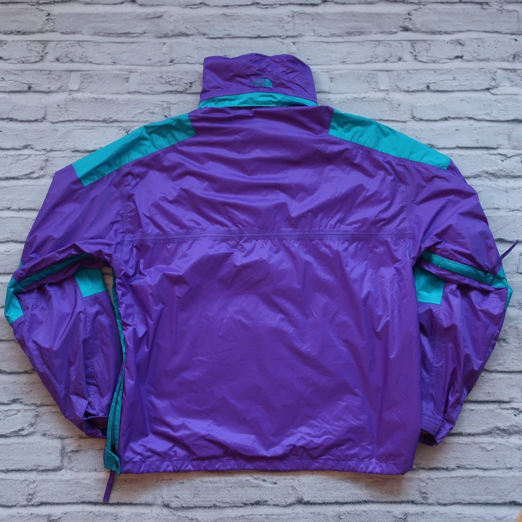 The North Face Vintage 90s North Face Pullover Jacket Mens Large Purple Teal 90s Style Parka Rare Size US L / EU 52-54 / 3 - 7 Thumbnail