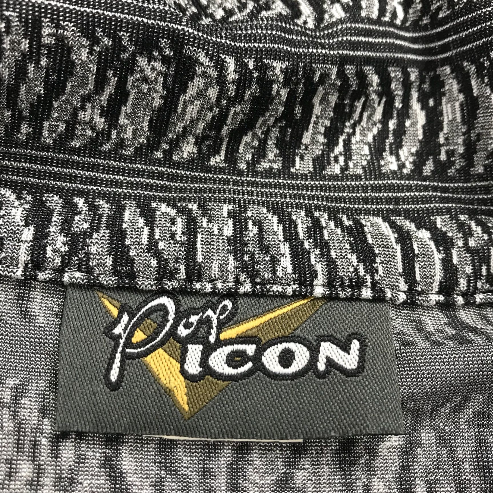 Vintage VINTAGE Pop Icon Shirt Mens XL Gray 90s Button-Up Collared Short Sleeve Classic Casual Regu lar Fit Size US XL / EU 56 / 4 - 4 Thumbnail