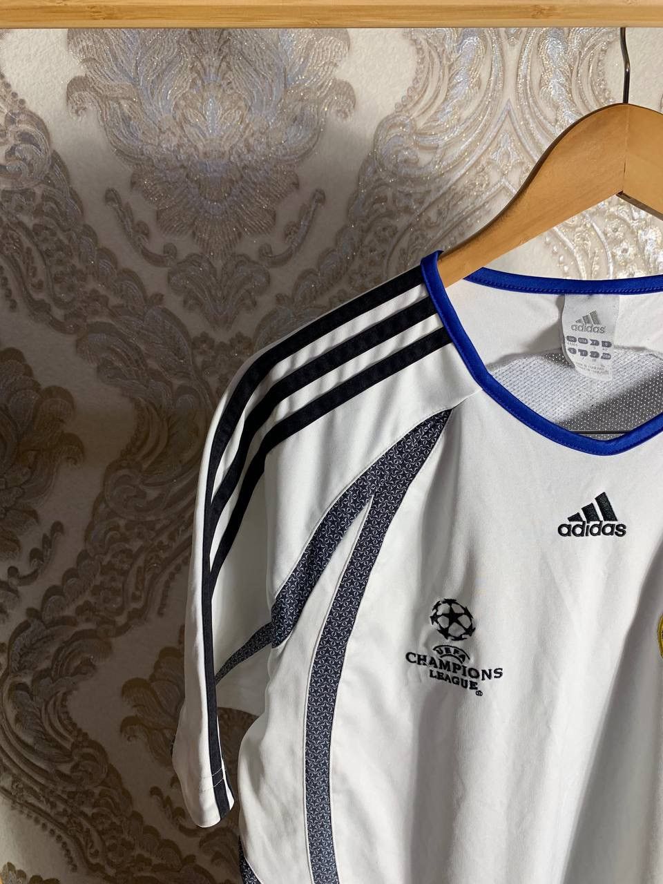 Adidas VINTAGE ADIDAS FC CHELSEA LONDON ENGLAND SOCCER JERSEY RETRO Size US L / EU 52-54 / 3 - 3 Thumbnail