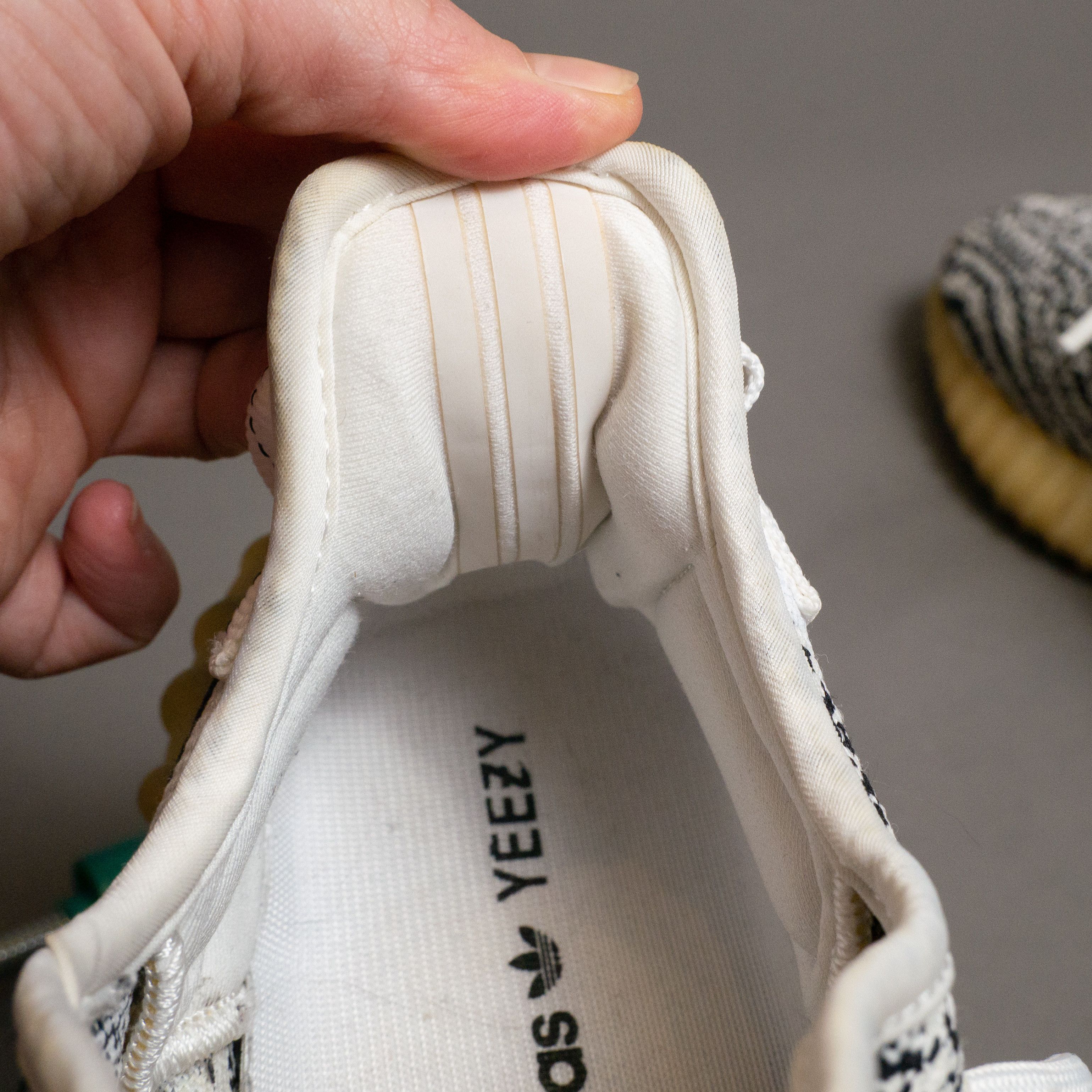 Adidas × Kanye West Very Rare Adidas Yeezy 350v2 Zebra OG First Release 2017 Size US 12.5 / EU 45-46 - 10 Thumbnail