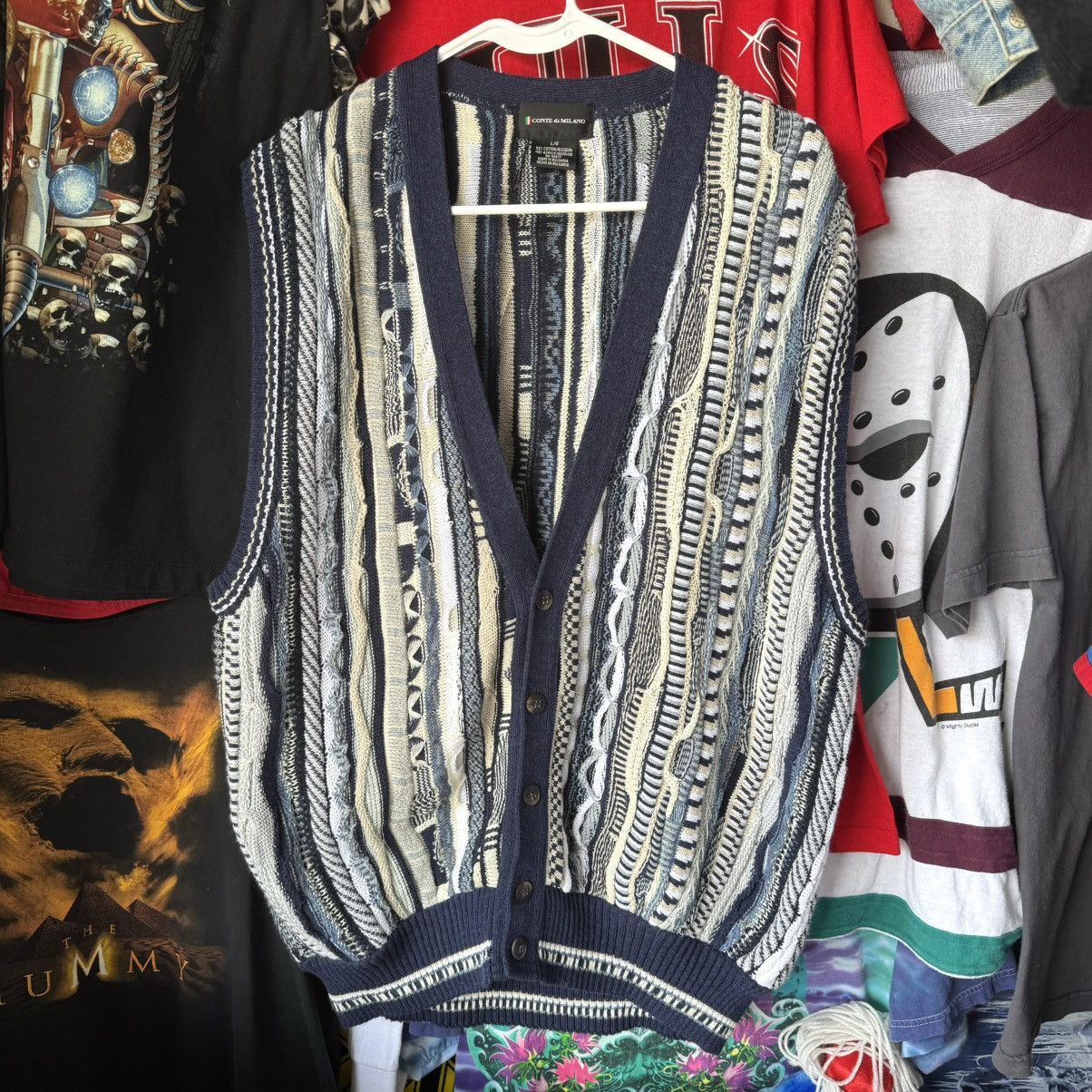 Coogi × Vintage Conte di Milano Vintage 3D Cable Knit Coogi 90s Vest Sweater Size US L / EU 52-54 / 3 - 1 Thumbnail