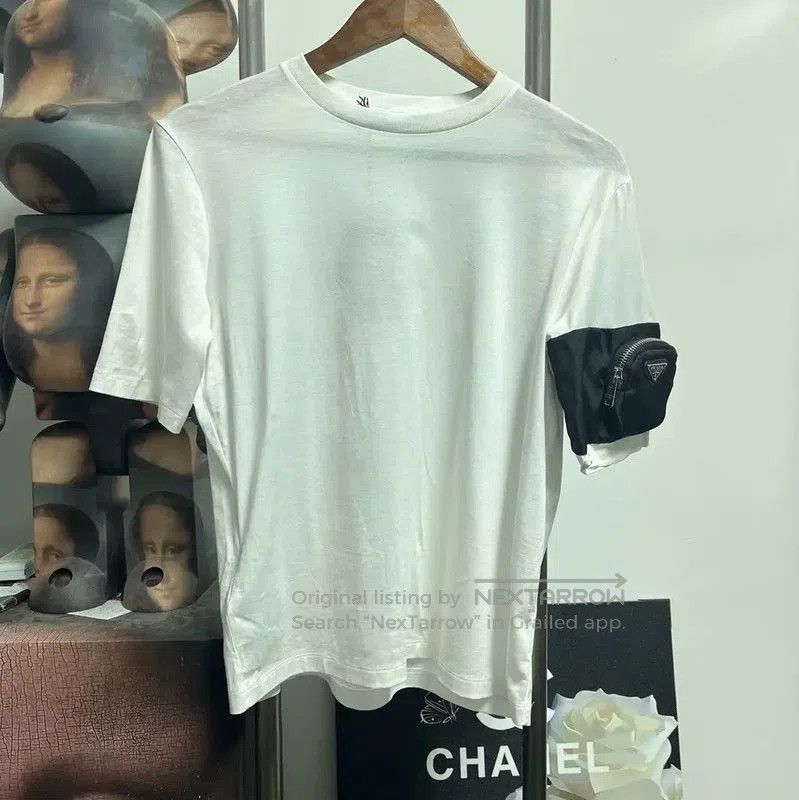 Prada Prada Men's White Cotton T-Shirt. Size US S / EU 44-46 / 1 - 1 Thumbnail