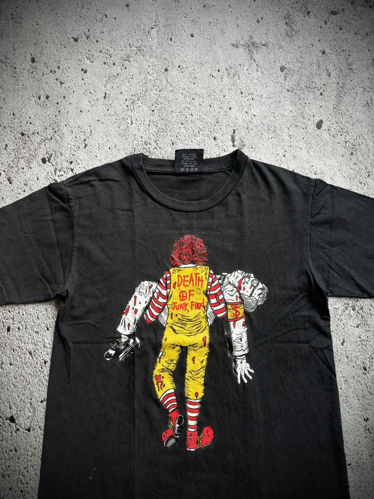 Band Tees Vintage Death of junk food Punk style Tshirt Size US M / EU 48-50 / 2 - 2 Thumbnail