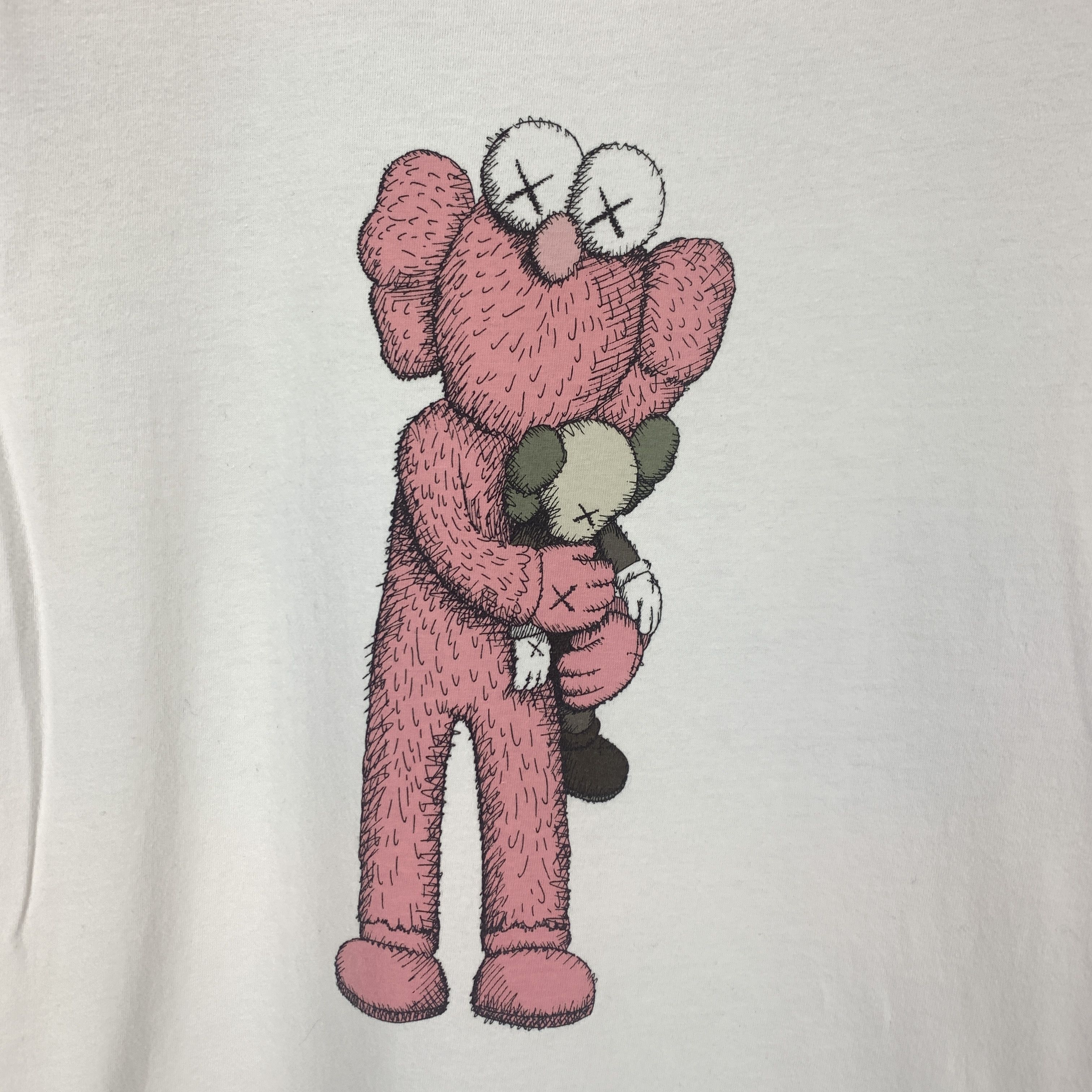 Kaws × Uniqlo KAWS x UNIQLO Crew Neck T Shirt #1823/08 Size US M / EU 48-50 / 2 - 2 Thumbnail