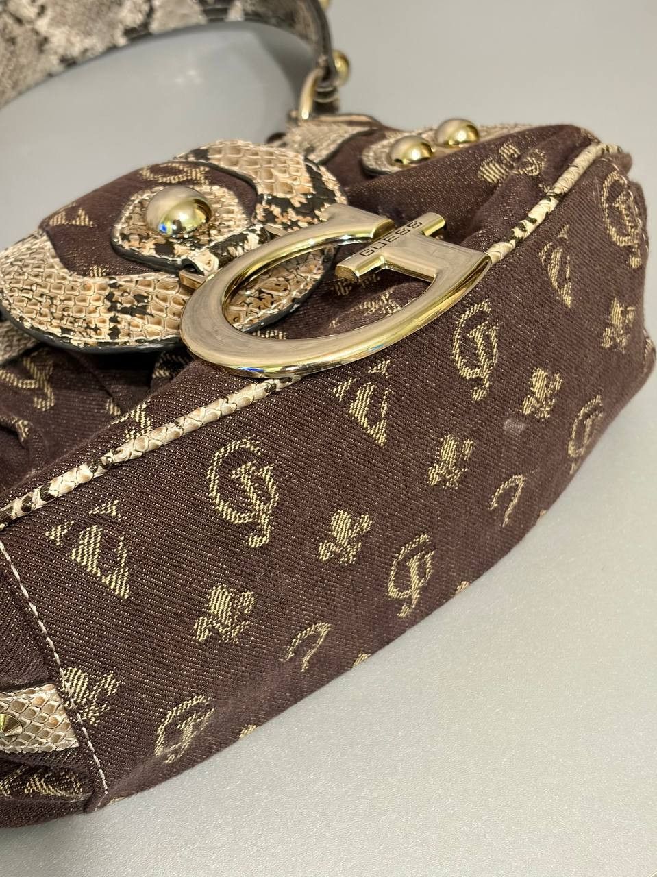Guess Vintage GUESS Y2K Brown Monogram Snake Print Bag Large GLogo Size ONE SIZE - 10 Thumbnail