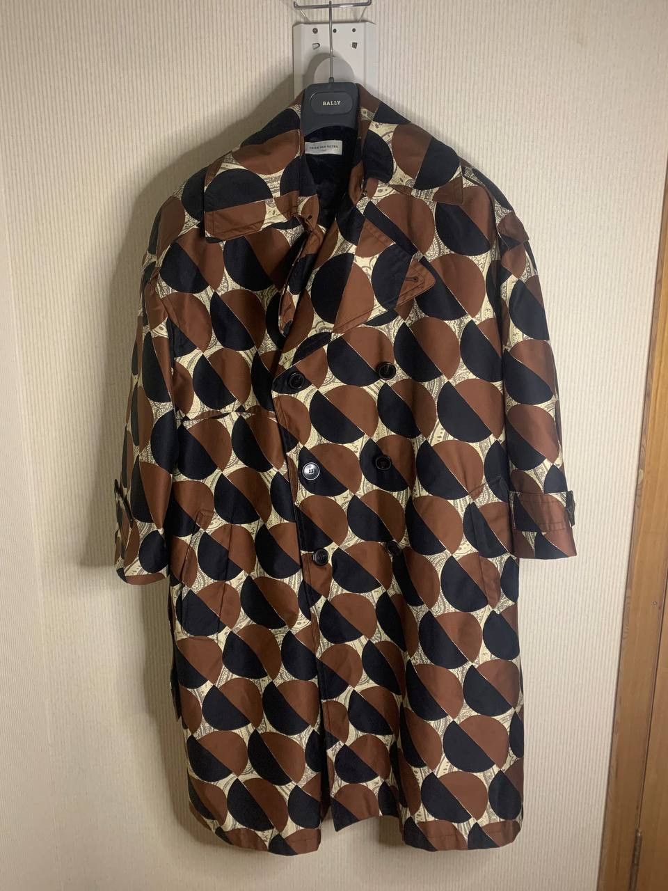 Dries Van Noten FW17 Runway Coat Size S / US 4 / IT 40 - 1 Thumbnail
