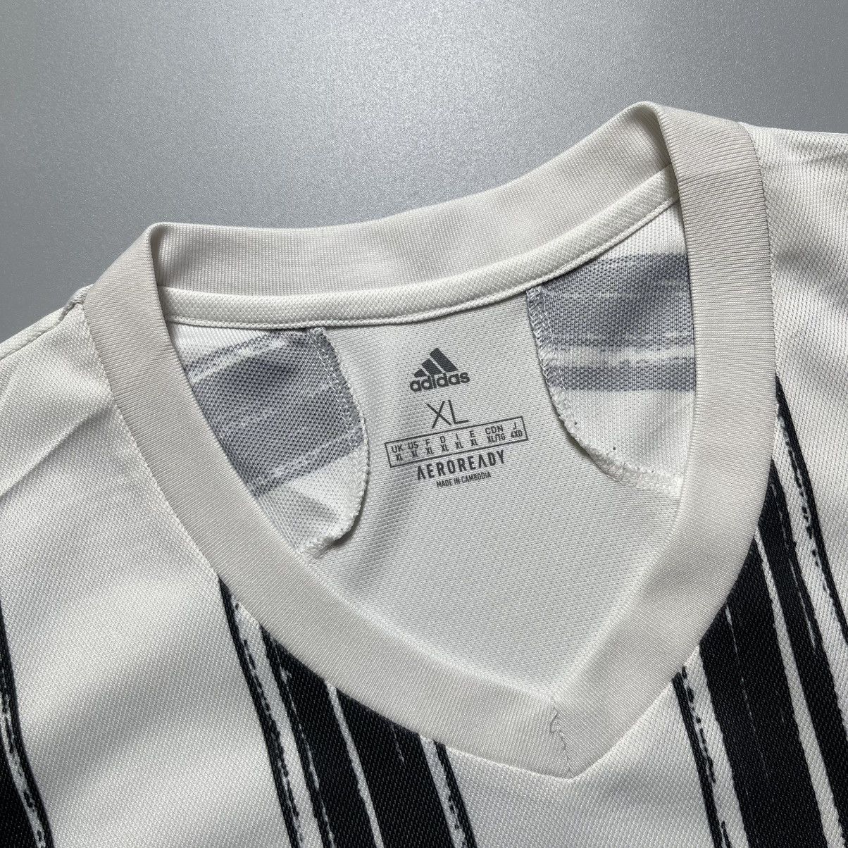 Adidas JUVENTUS ADIDAS 2020/2021 FOOTBALL HOME JERSEY #7 RONALDO Size US XL / EU 56 / 4 - 7 Thumbnail