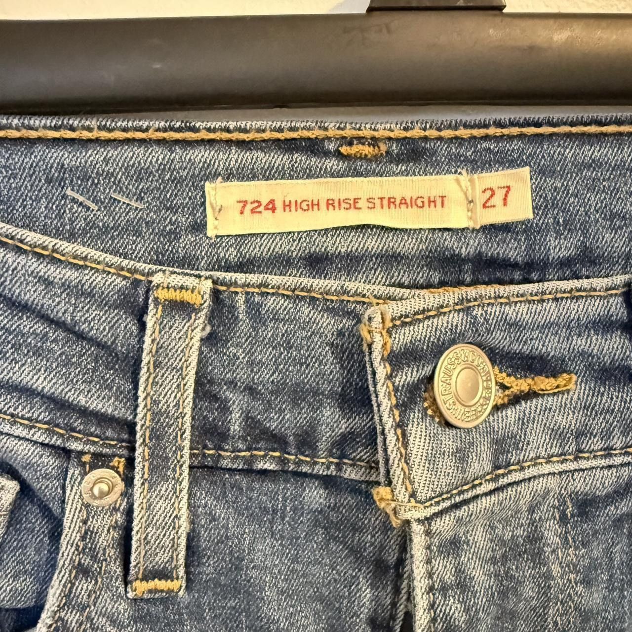 Levi's Levi’s Premium 724 High Rise Straight Ripped Jeans Size 27 Size 27" / US 4 / IT 40 - 2 Thumbnail