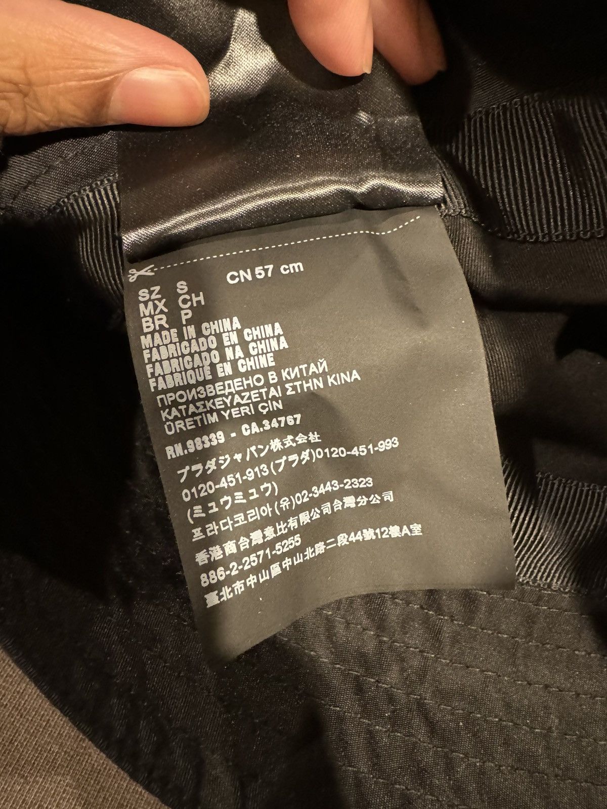 Prada Black Prada Re Nylon Bucket Hat Size ONE SIZE - 3 Thumbnail