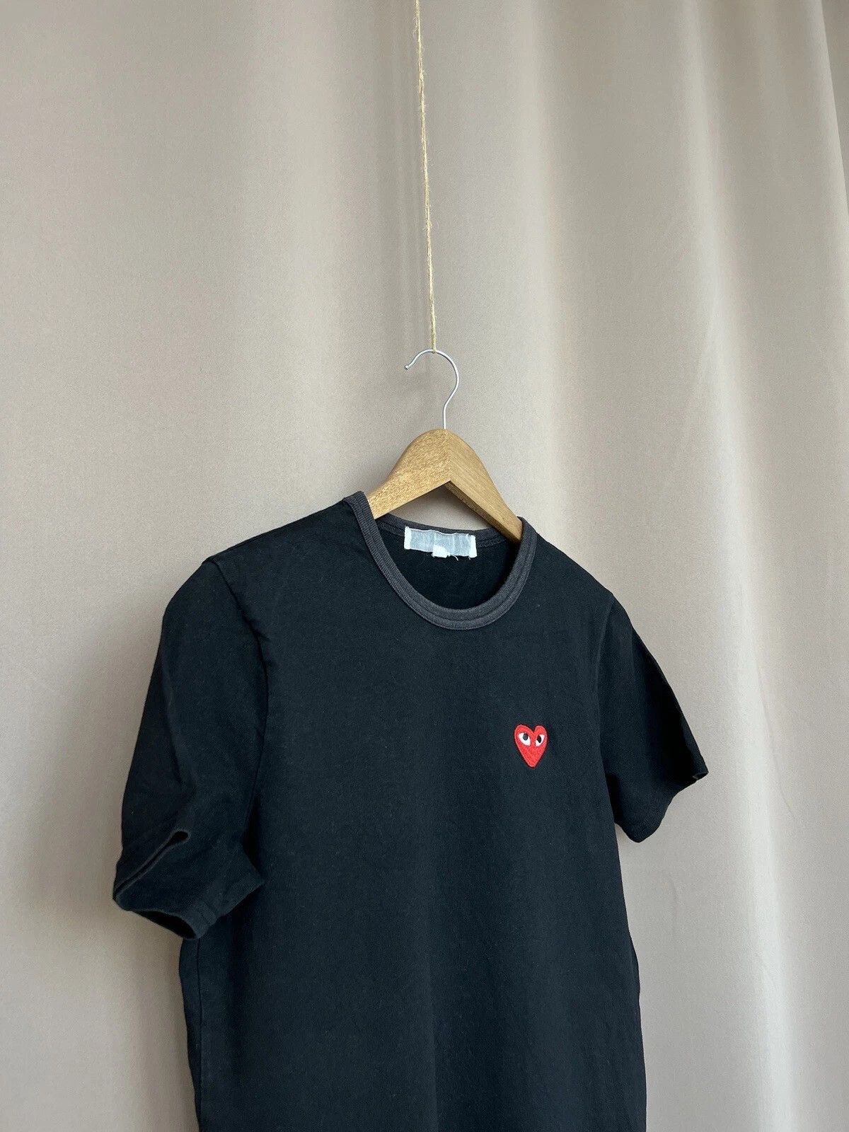 Comme des Garcons PLAY Comme Des Garcons x Play T-Shirt Womens Size S/M Logo Size S / US 4 / IT 40 - 3 Thumbnail