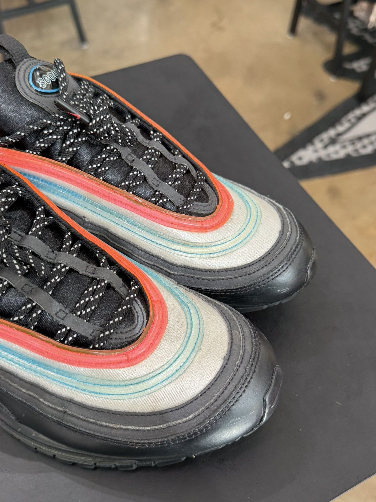 Nike Nike Air Max 97 Neon Seoul Size 10 (2019) Size US 10 / EU 43 - 8 Thumbnail