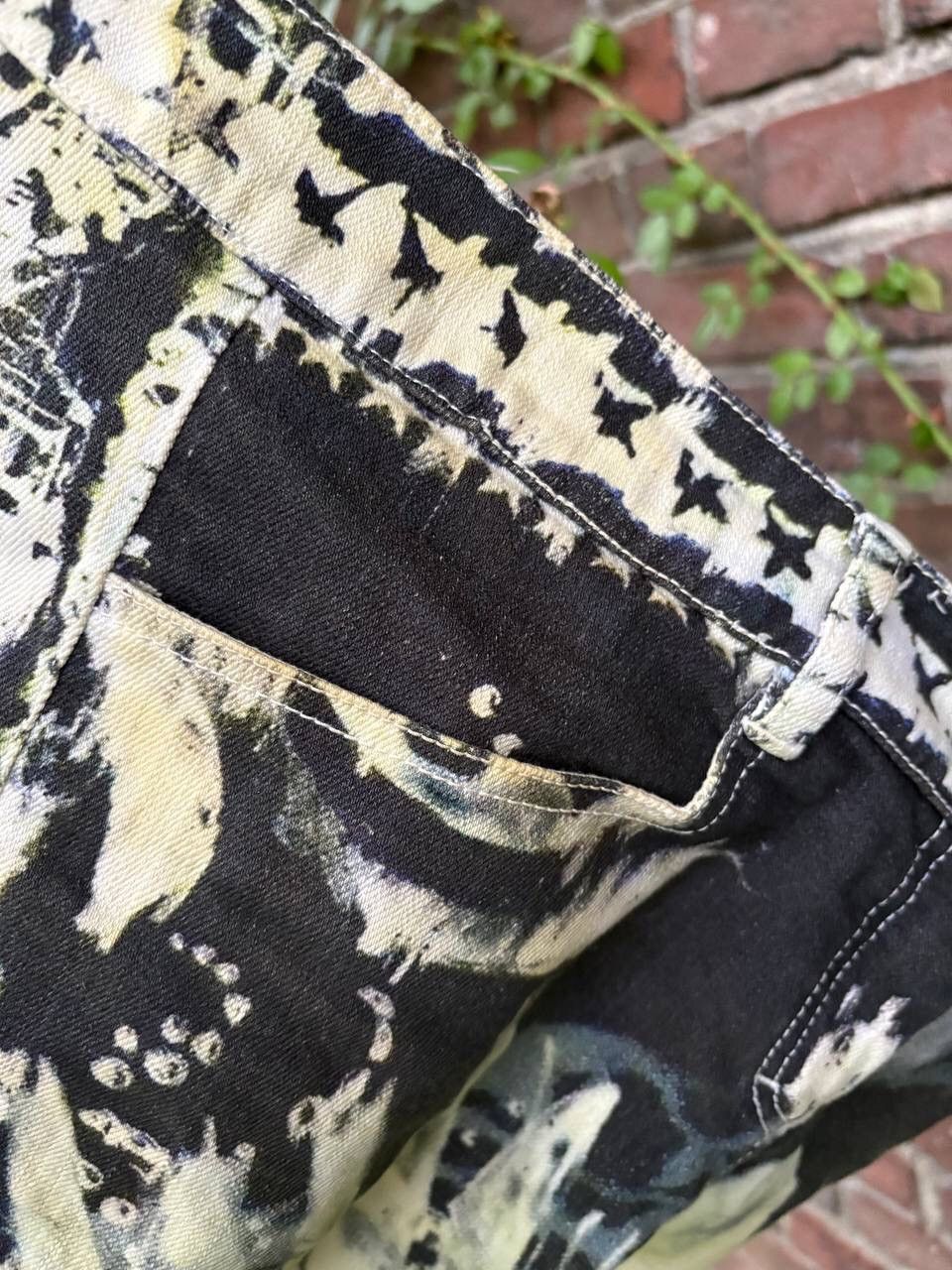 Balmain Balmain Rare Shorts Size US 38 / EU 54 - 14 Thumbnail