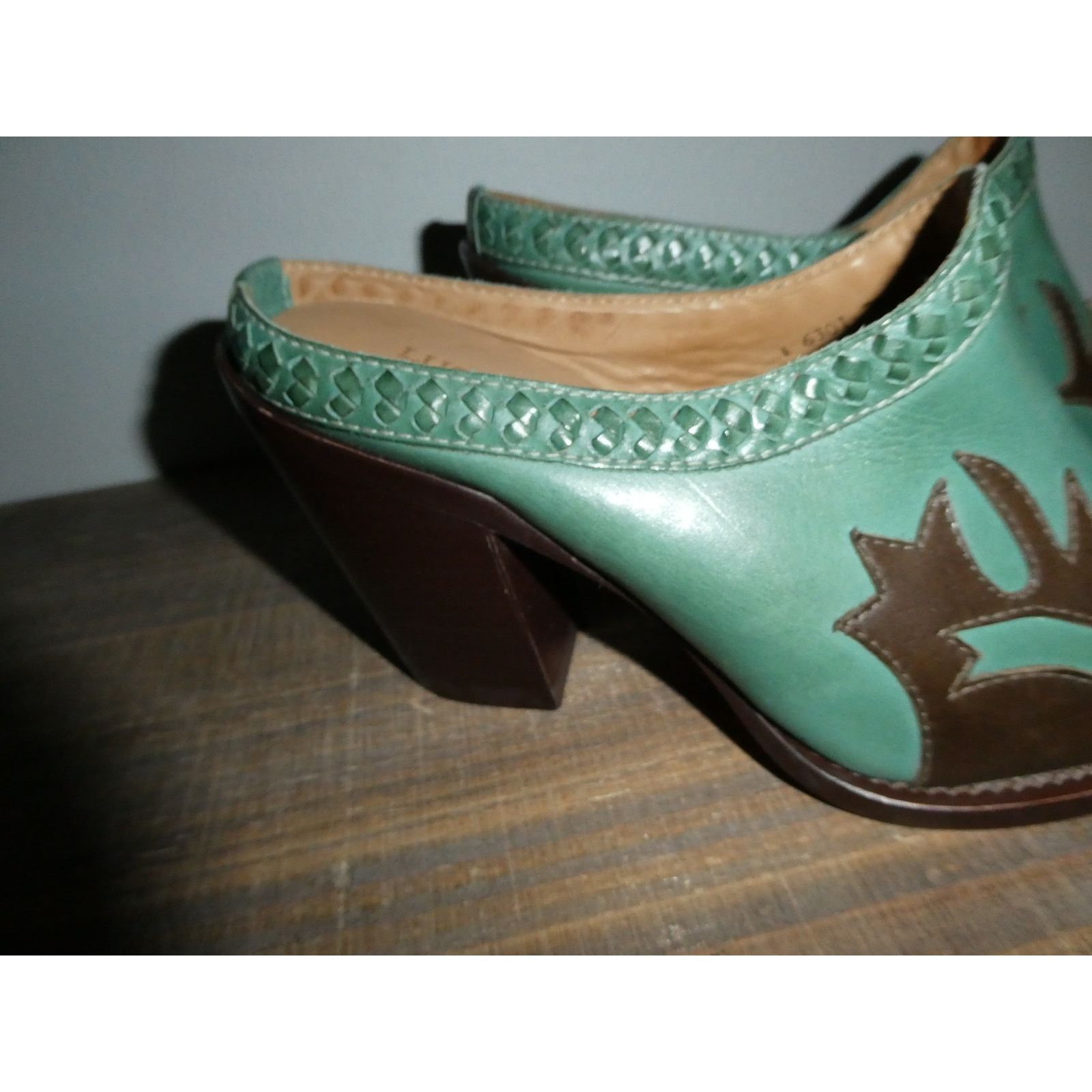 Lucchese Lucchese western mule, 7B, brand new, 3.5" heel, green Size US 7 / IT 37 - 2 Thumbnail
