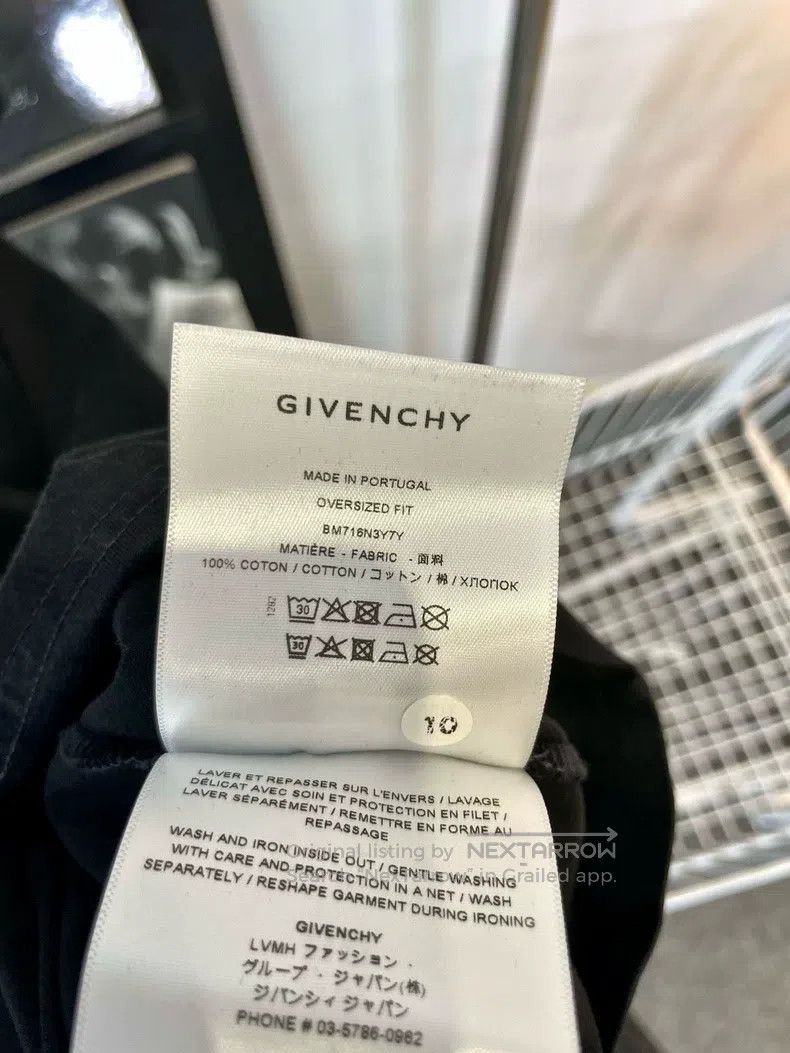 Givenchy Givenchy Washed Distressed Embroidered Sanskrit Black Shor Size US XS / EU 42 / 0 - 6 Thumbnail