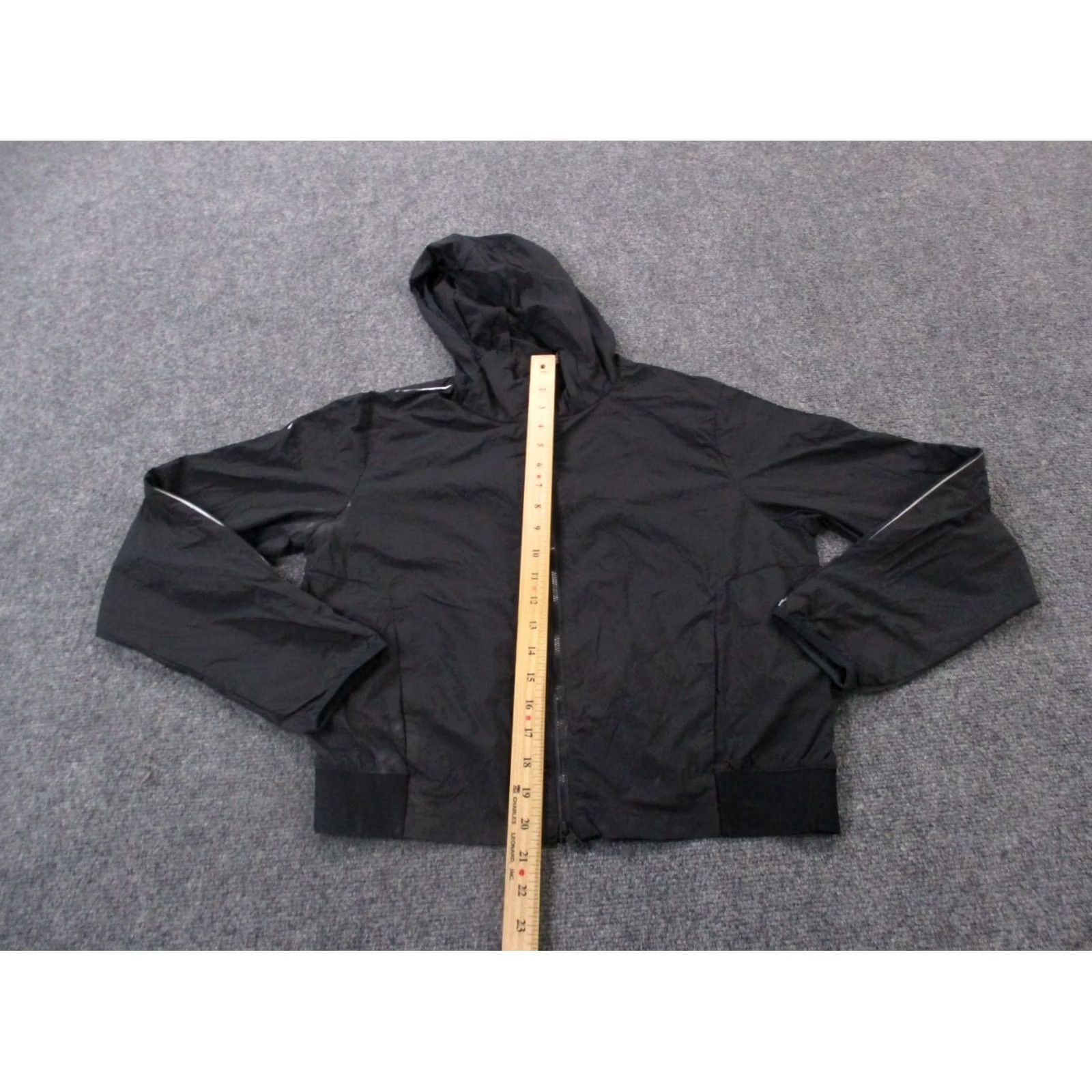Vuori Vuori Jacket Women XS Performance Lightweight Outdoors Running VW573 Jacket Size XS / US 0-2 / IT 36-38 - 3 Thumbnail