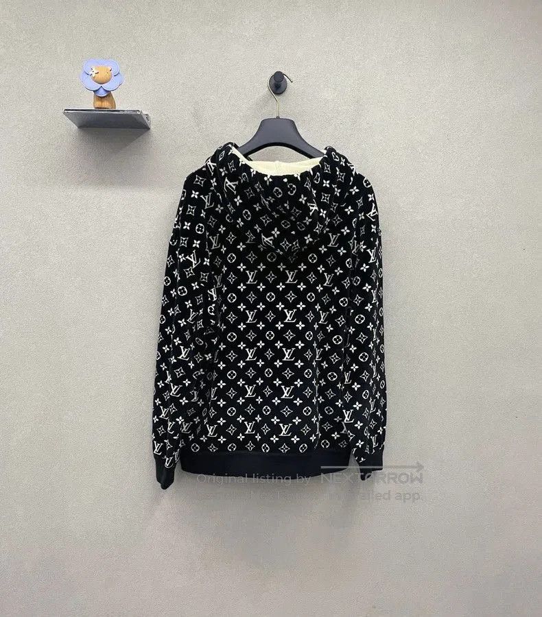 Louis Vuitton Louis Vuitton Monogram Black Hoodie. Size US M / EU 48-50 / 2 - 3 Thumbnail