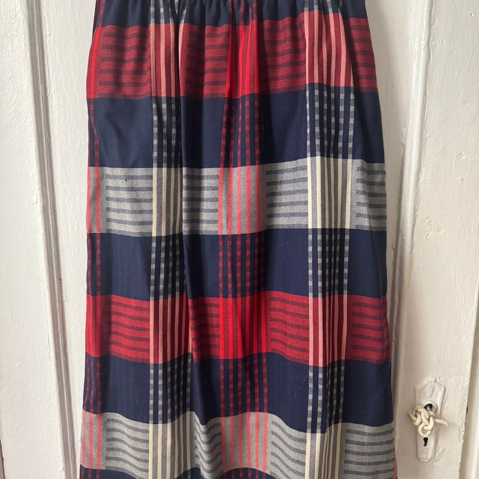Evan Picone Vintage Evan-Picone Plaid Tartan Midi Skirt Dark Academia Size 32" / US 10 / IT 46 - 4 Thumbnail