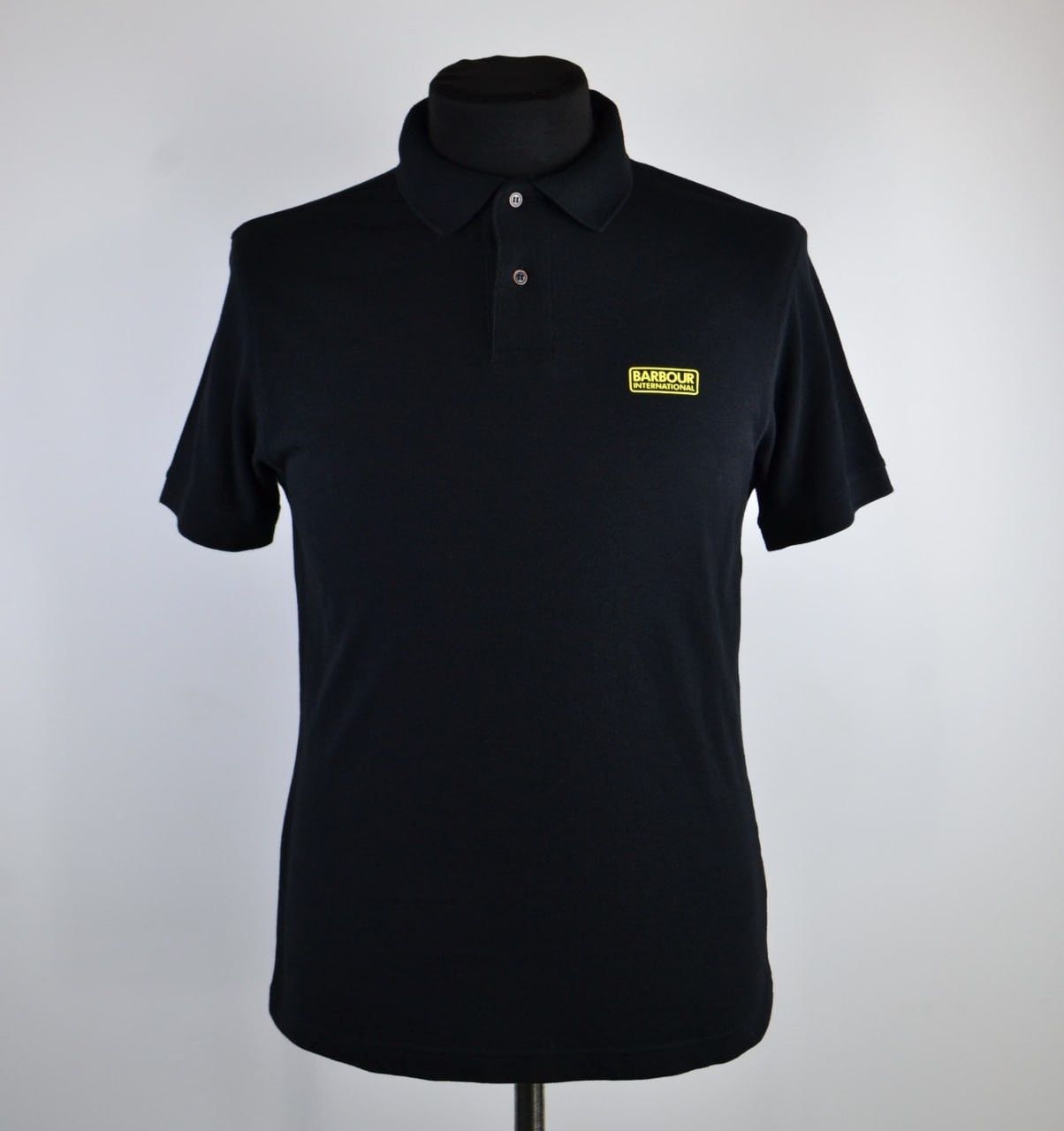 Barbour Barbour international polo short sleeve Black size L Size US L / EU 52-54 / 3 - 1 Thumbnail