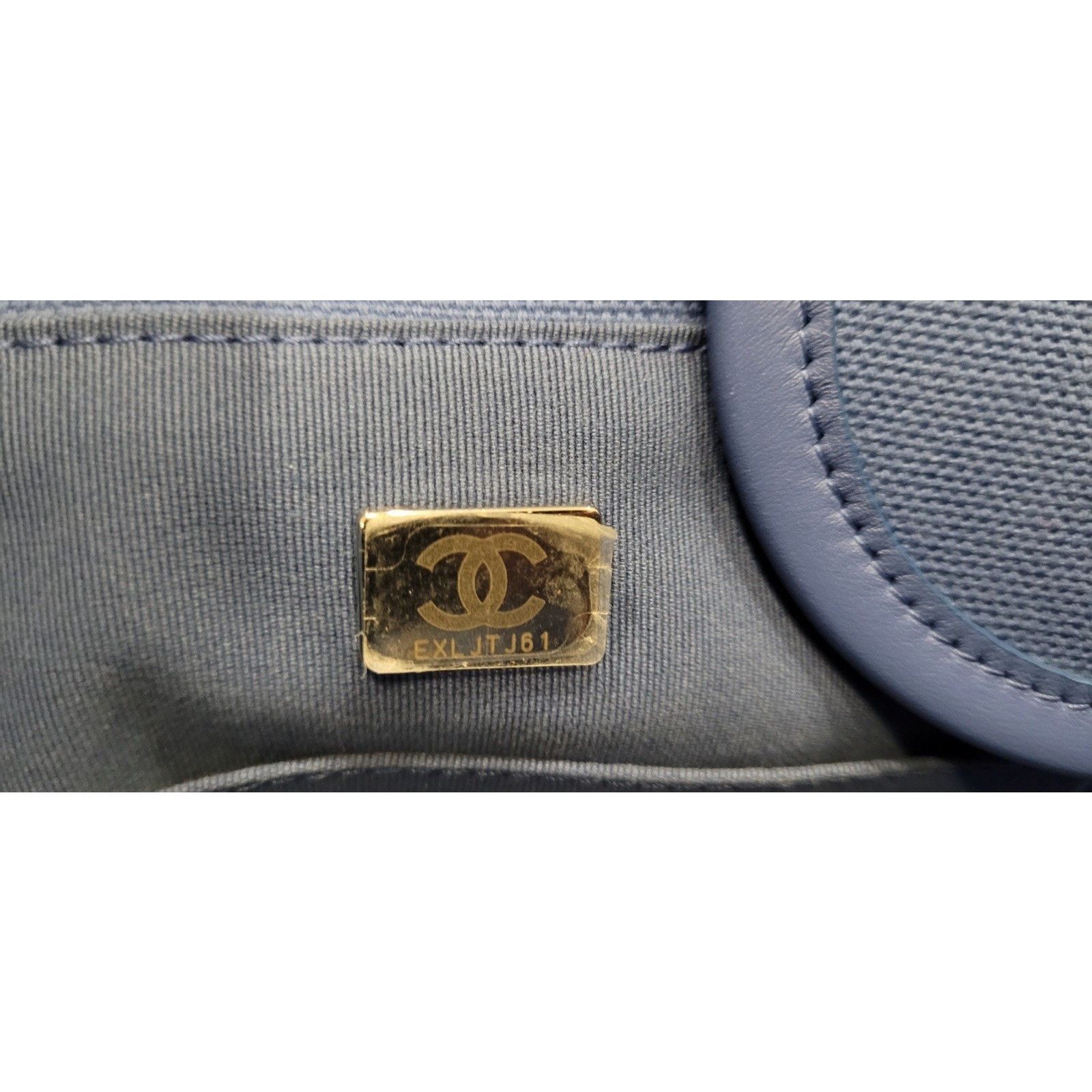 Chanel Chanel Deauville Tote Pinstripe Cotton Medium Size ONE SIZE - 18 Thumbnail
