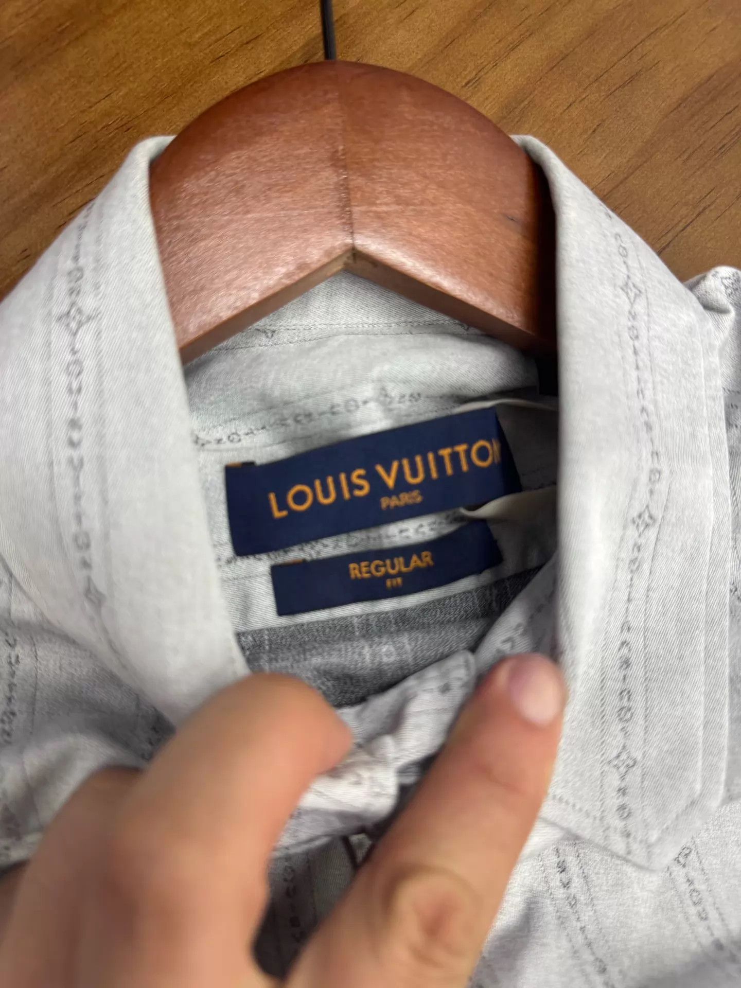 Louis Vuitton LV Gray & White Striped Shirt 38 Size US S / EU 44-46 / 1 - 6 Thumbnail