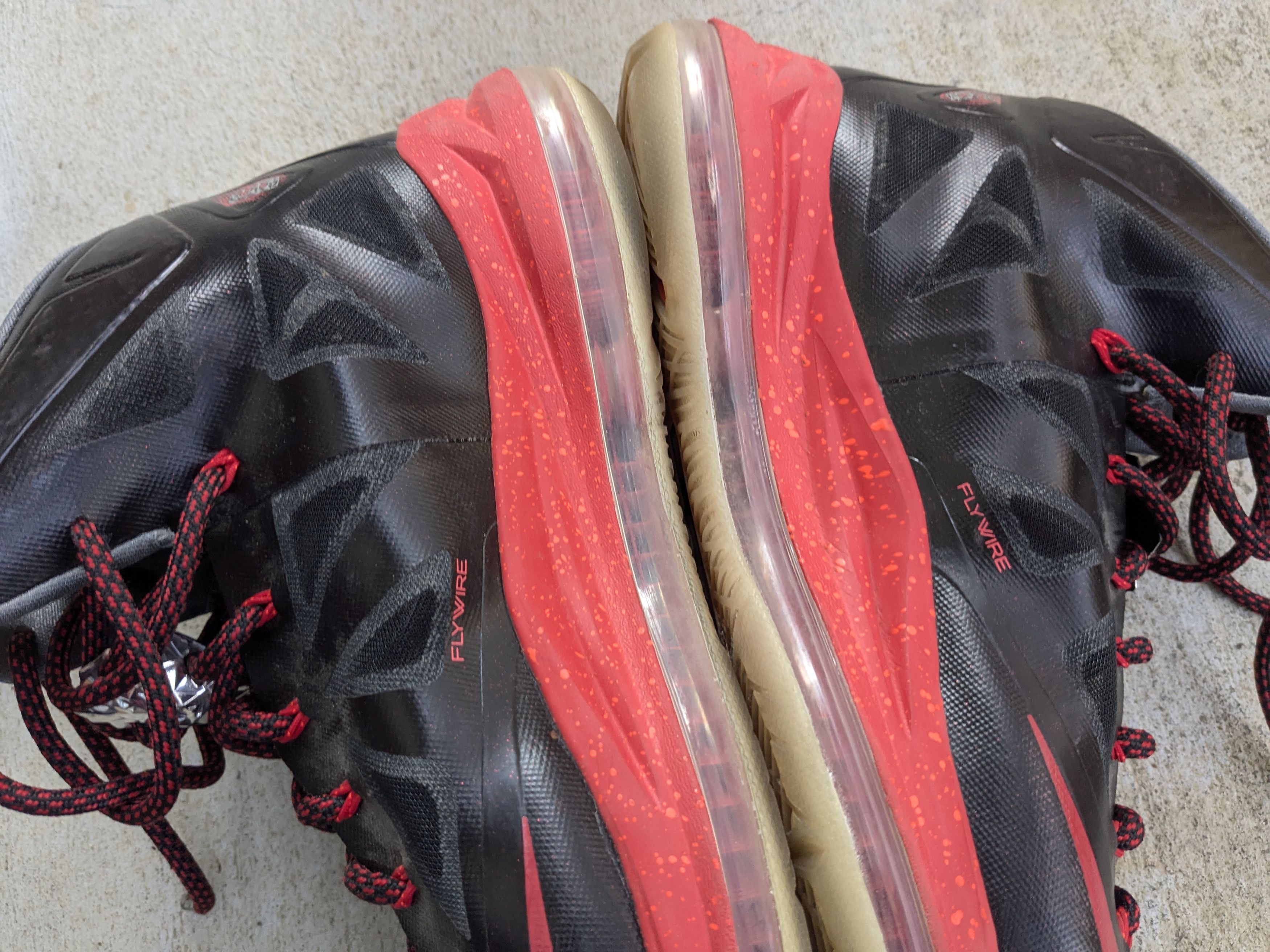 Nike Nike LeBron 10+ Sport Pack Pressure 11 Red Black 542244-001 Size US 11 / EU 44 - 10 Thumbnail
