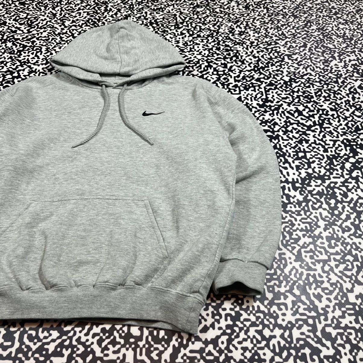 Nike Vintage 90s Nike Swoosh Logo Boxy Hoodie Retro Y2K Style Size S / US 4 / IT 40 - 10 Thumbnail