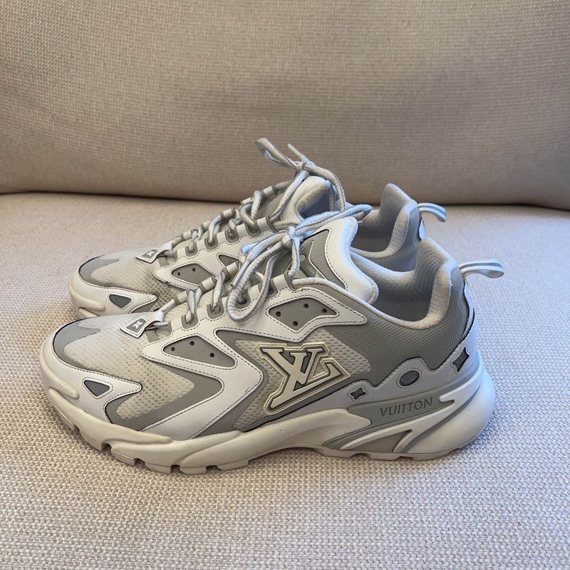 Louis Vuitton Louis Vuitton Runner Tatic Low-Top Casual Sneakers 0079 Size US 8.5 / EU 41-42 - 1 Thumbnail