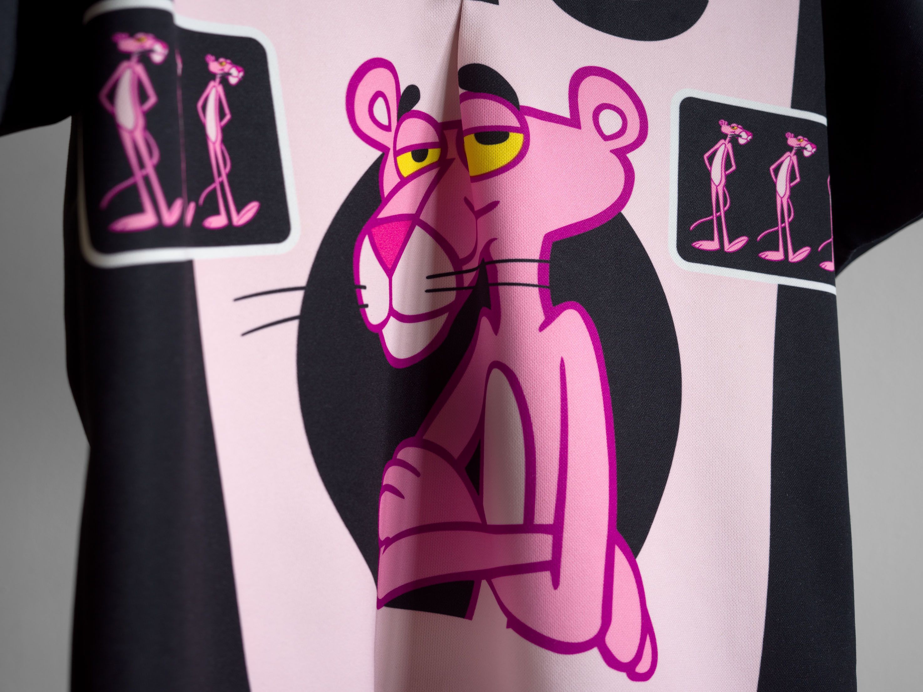 Comme des Garcons Homme Plus SS2005 COMME des GARÇONS HOMME PLUS PINK PANTHER SHIRT Size US M / EU 48-50 / 2 - 1 Thumbnail