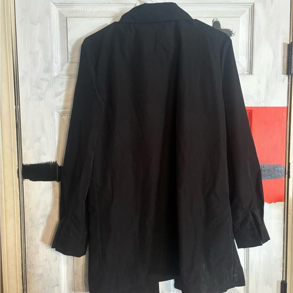 Designer Ucozee size medium black button up dress shirt Size M / US 6-8 / IT 42-44 - 1 Thumbnail