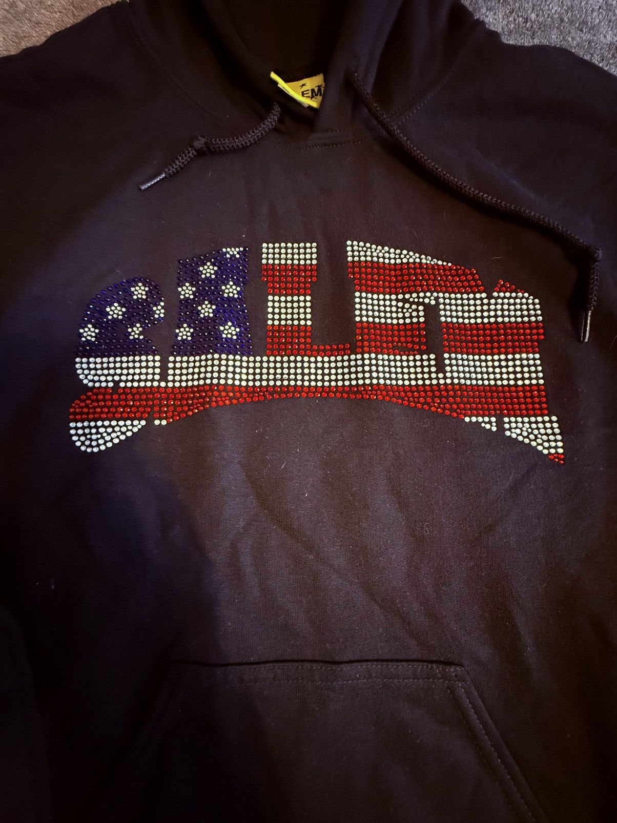 S4LEM Salem S4LEM Rhinestone USA Flag Hoodie Black OG Authentic Size US L / EU 52-54 / 3 - 2 Thumbnail