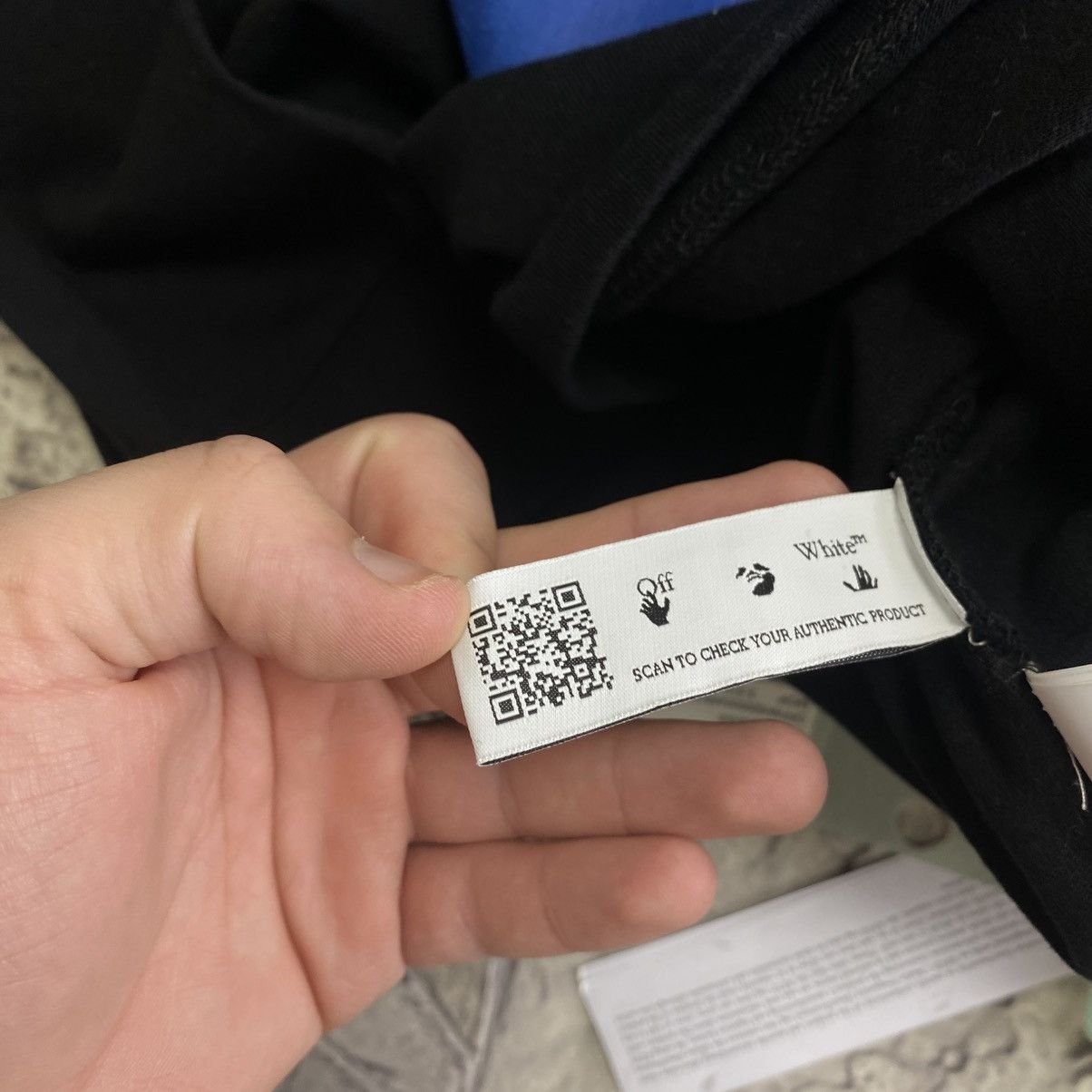 Off-White OFF-WHITE LONG SLEEVE MONA LISA New Size US XL / EU 56 / 4 - 19 Thumbnail