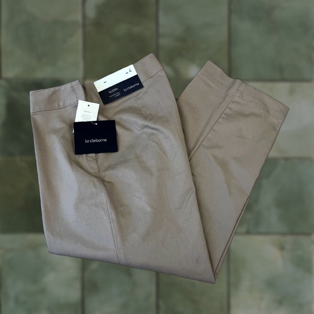 Liz Claiborne Liz Claiborne Women's Beige Cropped Pants 4 Audra Flat Front Mid Rise Cotton Spandex Zip Closure Size 27" / US 4 / IT 40 - 1 Thumbnail