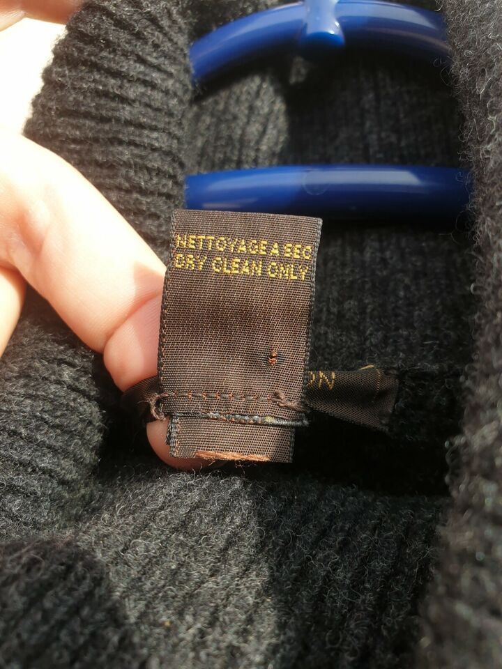 Louis Vuitton Louis Vuitton Mens Sweater Turtleneck Wool Gray Size XL Size US XL / EU 56 / 4 - 14 Thumbnail