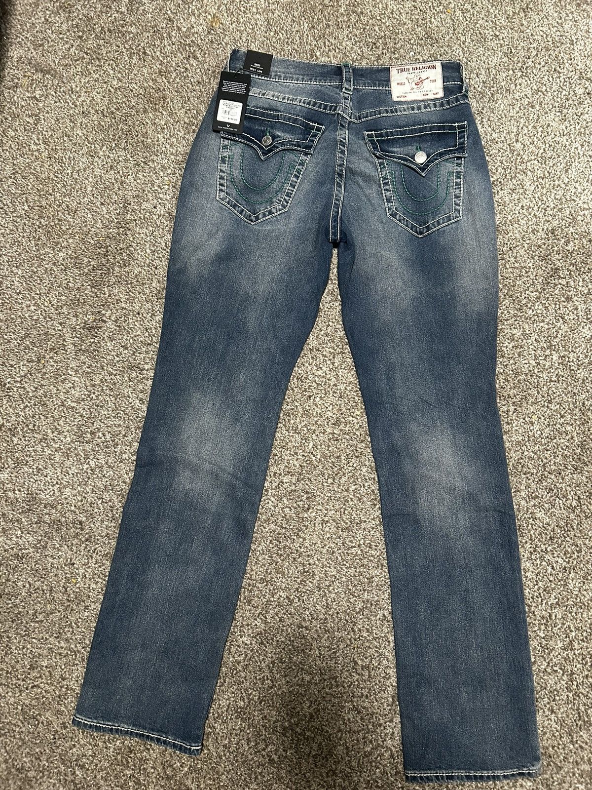 True Religion True Religion mid-rise, straight or bootcut jeans Size US 31 - 4 Thumbnail