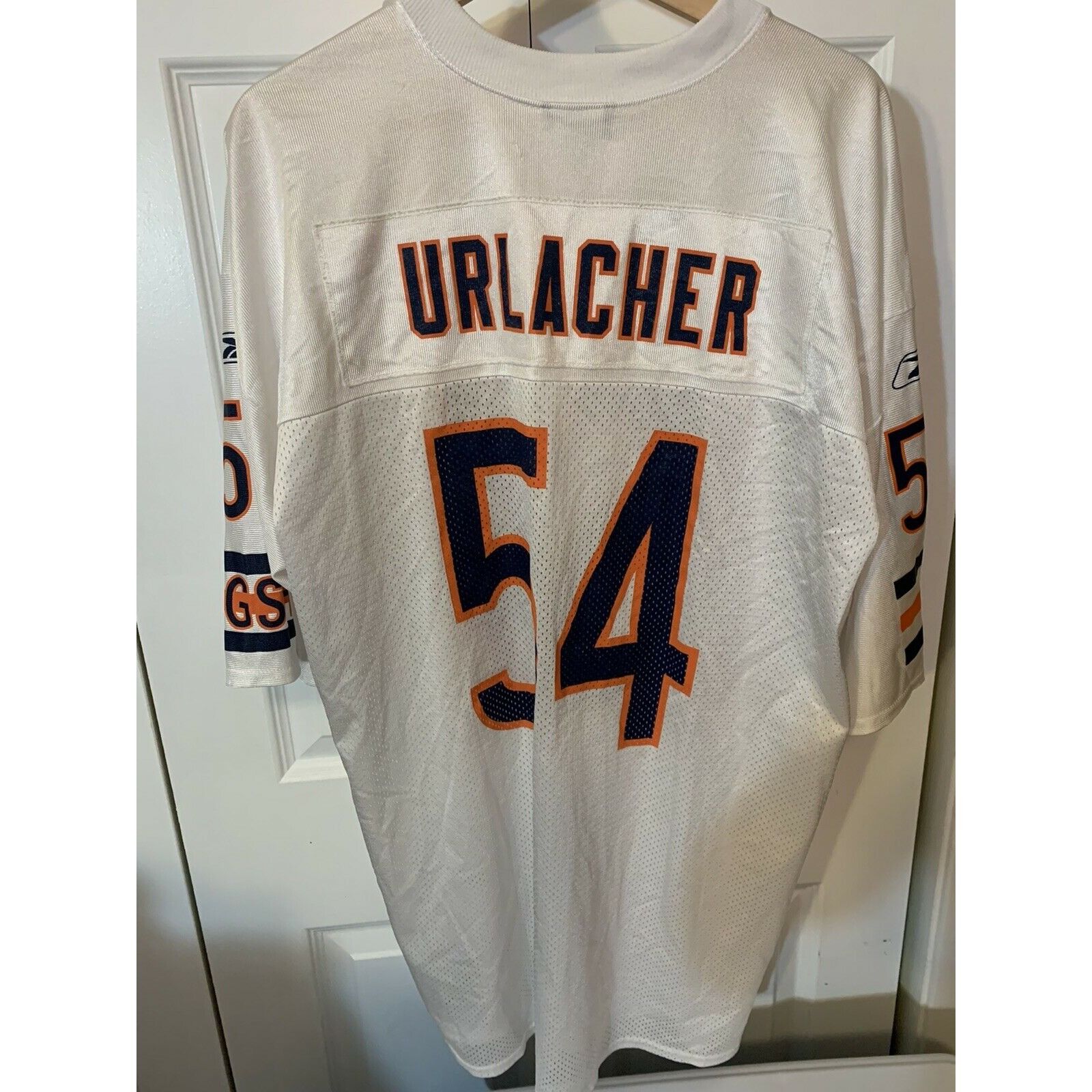 Reebok Reebok 54 Urlacher Men’s Sz XL White JERSEY NFL logo an Size US XL / EU 56 / 4 - 1 Thumbnail