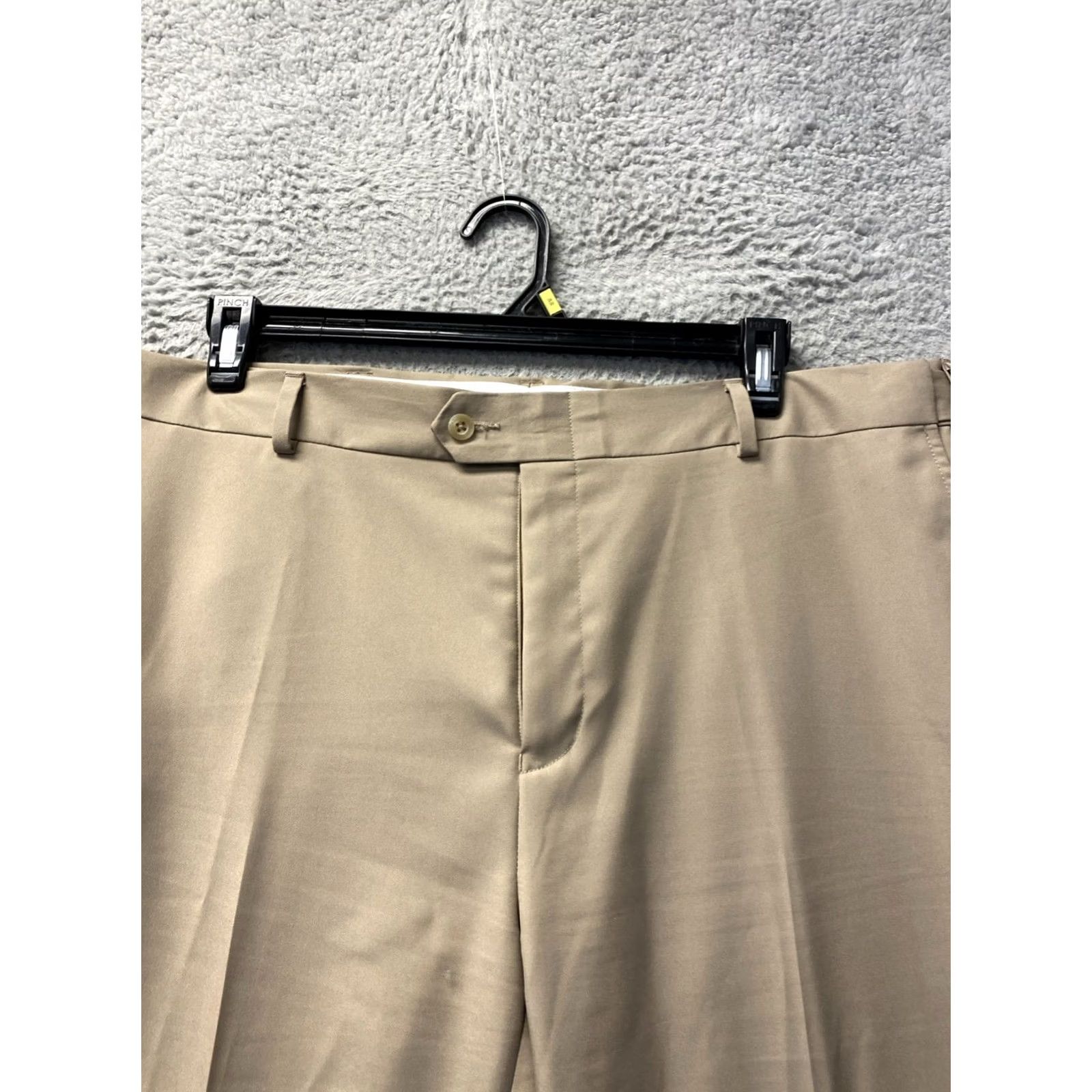 Vintage JOS A BANK Pants Mens 38x32 Khaki Travelers Collection Tailored Fit Dress Pants Comfort Belt Wrinkle Resistant Casual Business Straight Leg Adult Mens Size US 38 / EU 54 - 3 Thumbnail