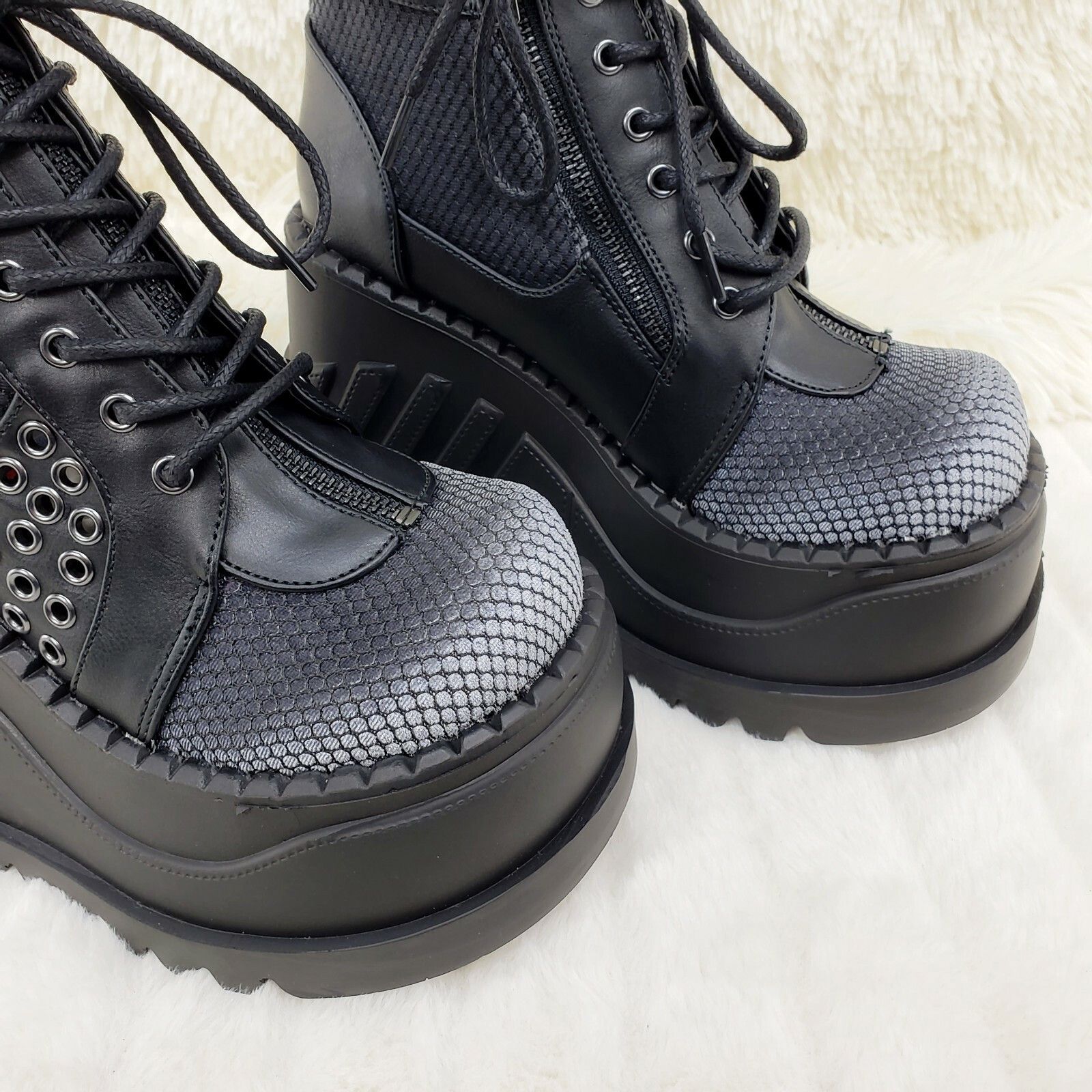 Other DEMONIA Stomp 18 Goth Punk Charm Pendant Platform Wedge Ankl Size US 6 / IT 36 - 6 Thumbnail
