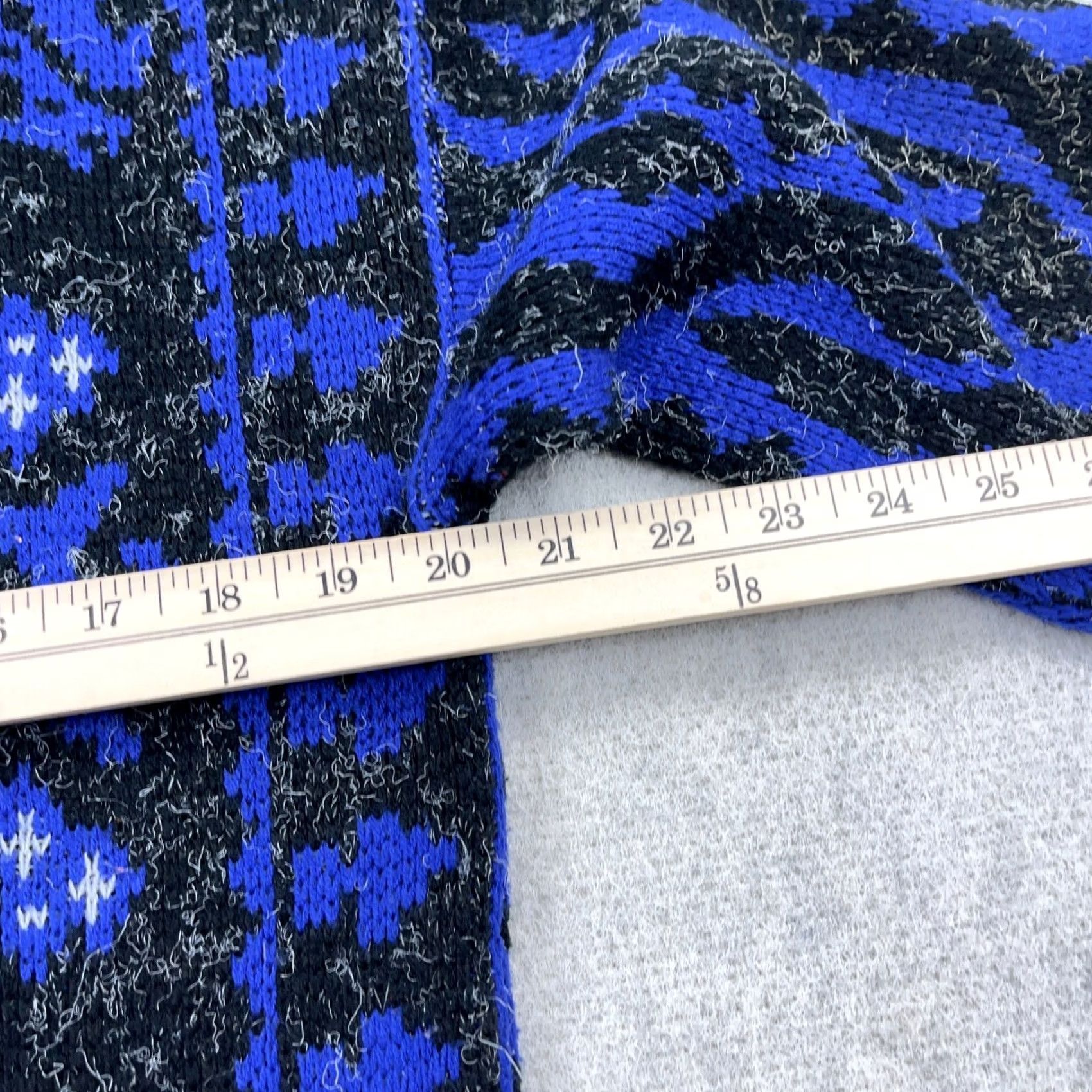 McGregor VINTAGE McGregor Geometric Crewneck Sweater Mens L Blue Gray 80s 90s Hip Hop Retro Grunge Streetwear Size US L / EU 52-54 / 3 - 6 Thumbnail