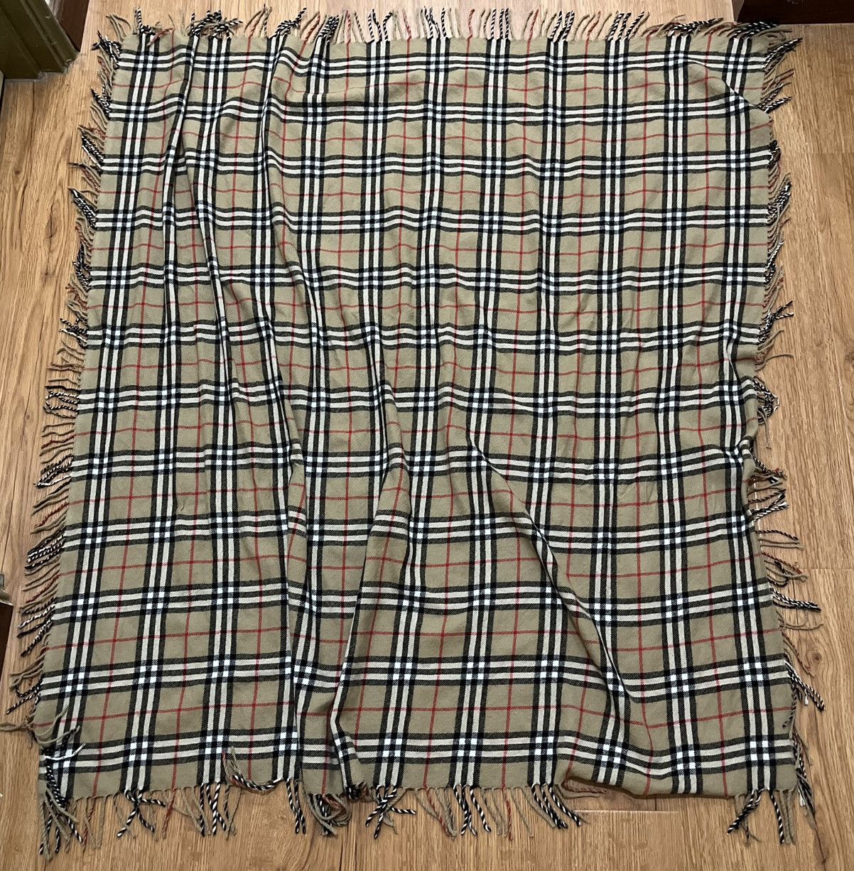 Burberry Vintage 90s Burberrys Nova Check Stole Scarf Tasmania Wool Size ONE SIZE - 4 Thumbnail