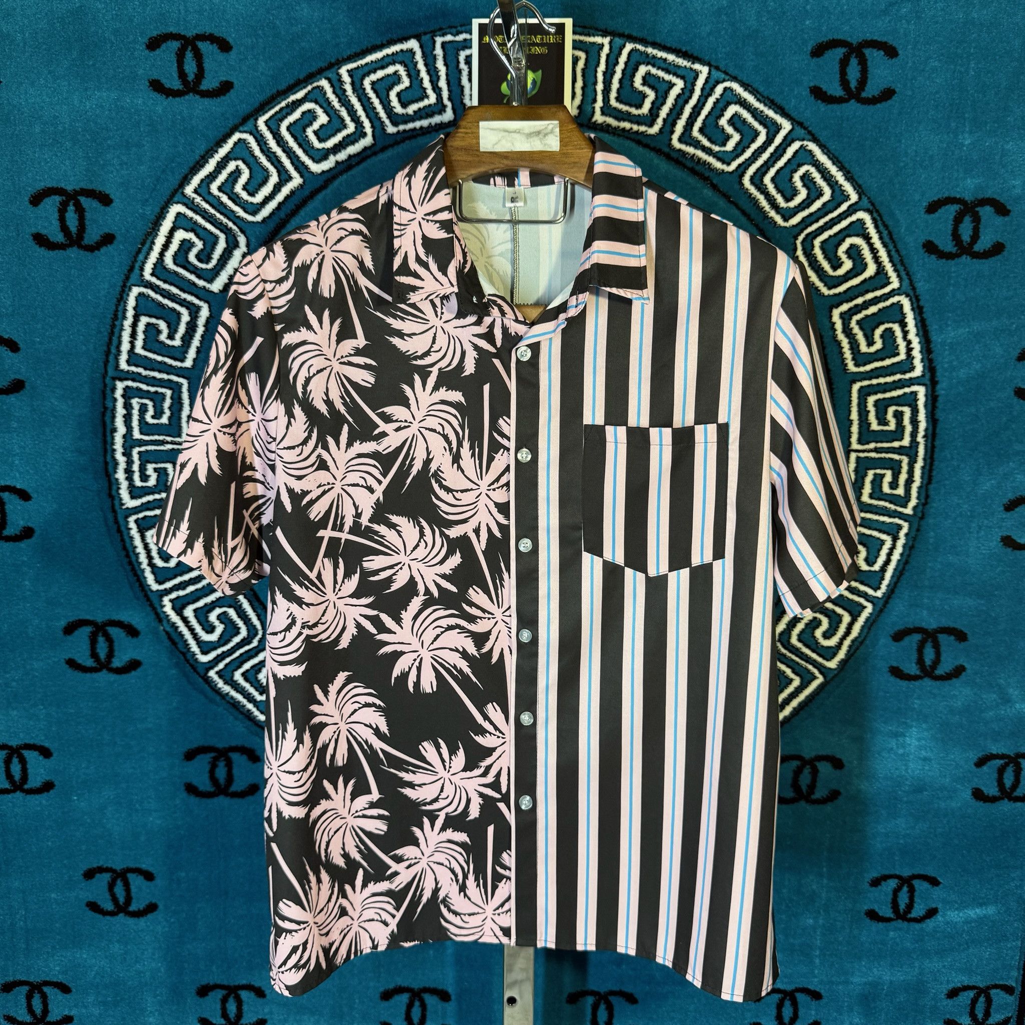 Other PALM TREES & SPLIT STRIPE MOTIF S/S BUTTON UP Size US L / EU 52-54 / 3 - 1 Preview