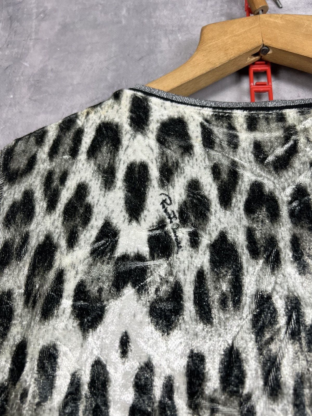 Roberto Cavalli ROBERTO CAVALLI- ANIMAL PRINT- SIGNATURE- JUMPSUIT SZ 42 Size 28" / US 6 / IT 42 - 18 Thumbnail
